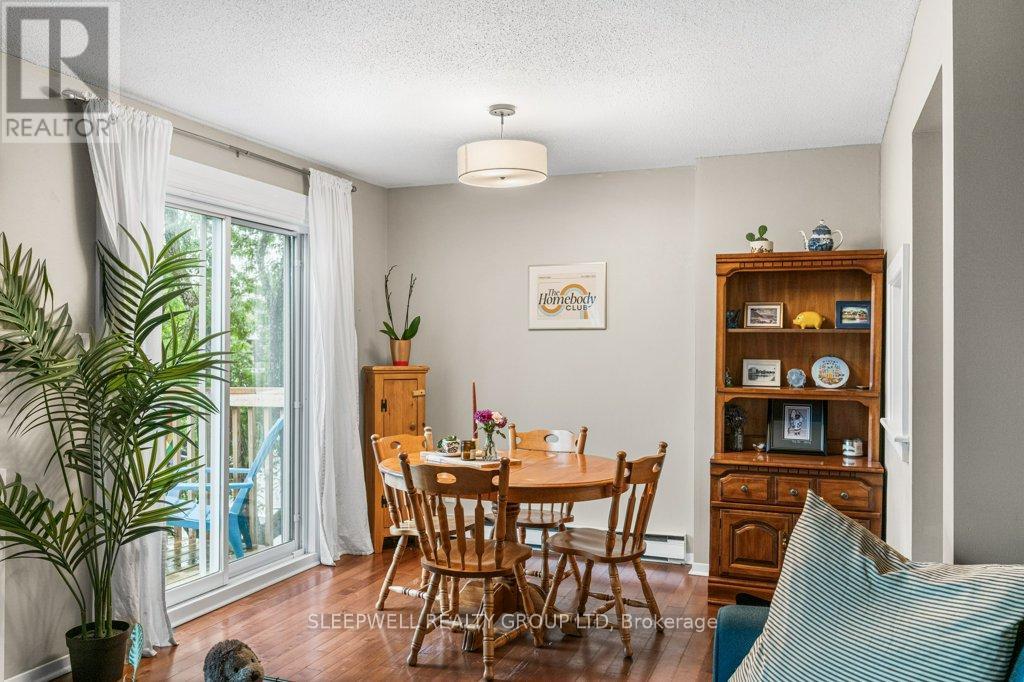 7 - 420 Fenerty Court