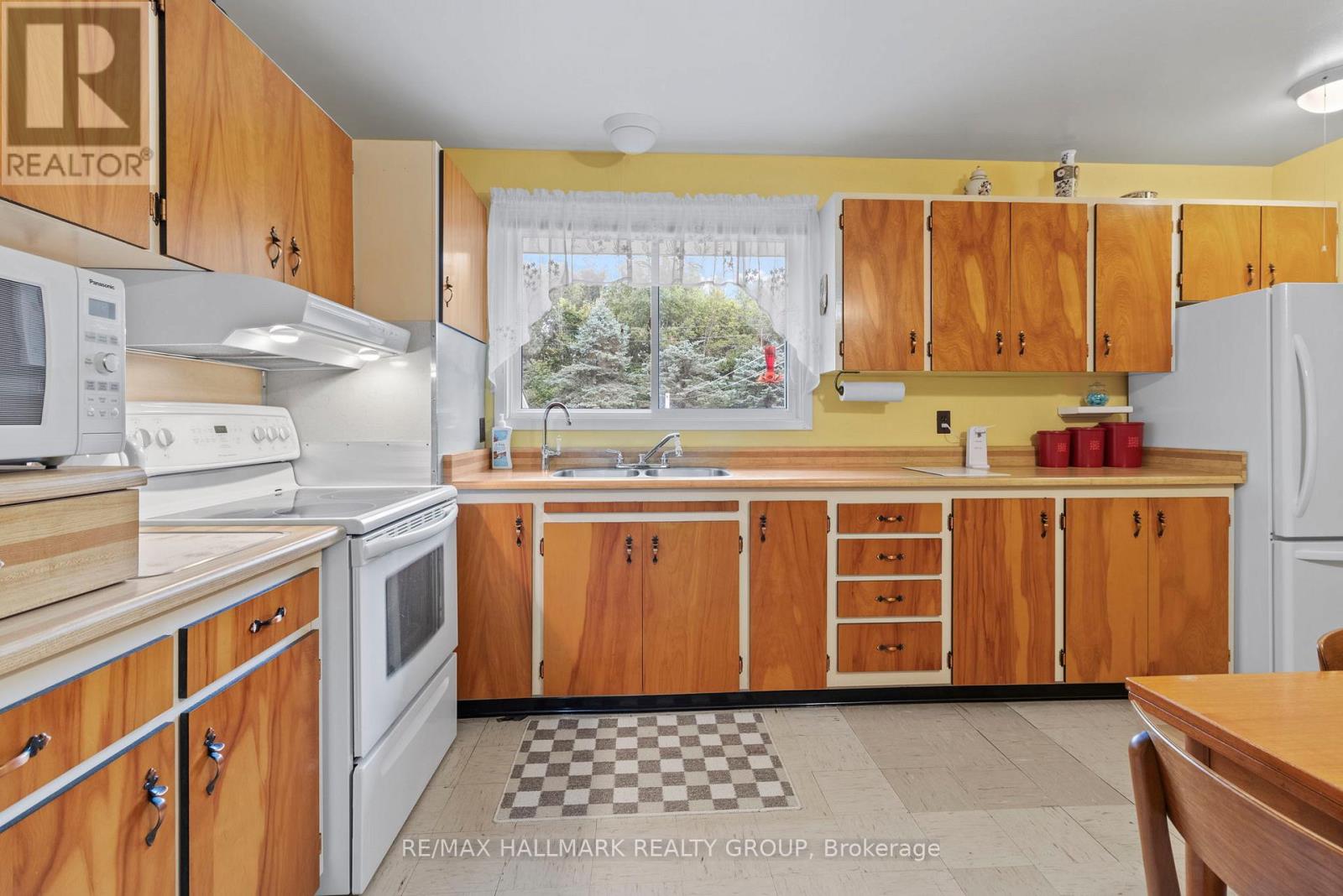 5542 Algonquin Road