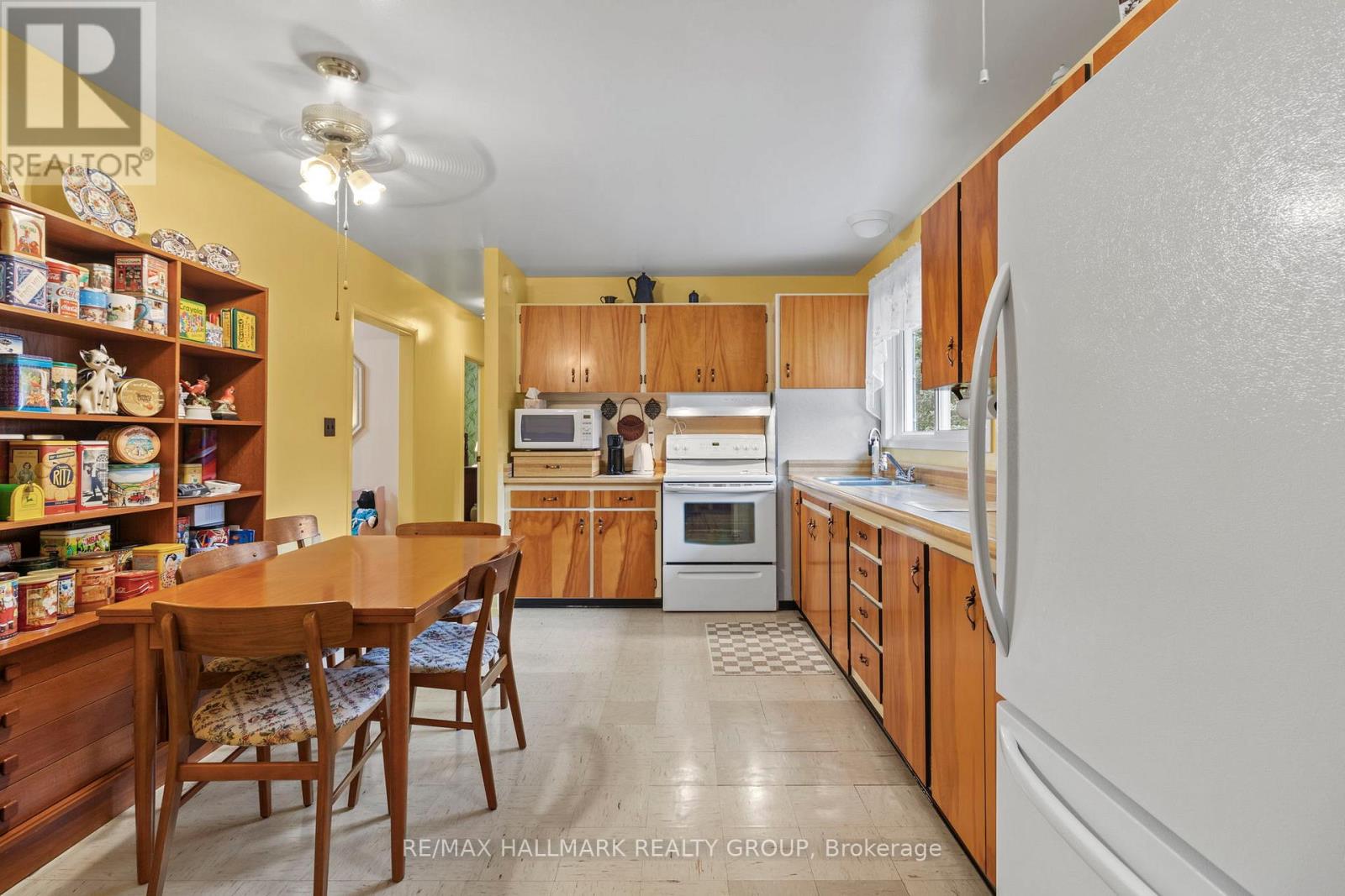 5542 Algonquin Road