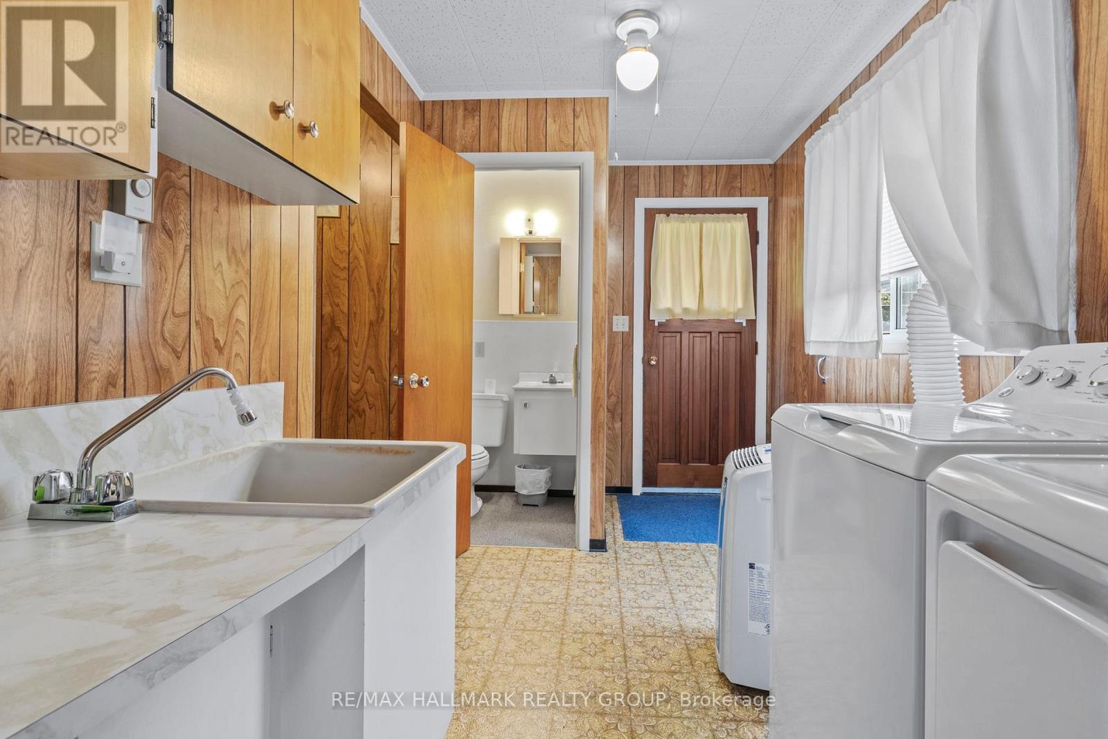 5542 Algonquin Road