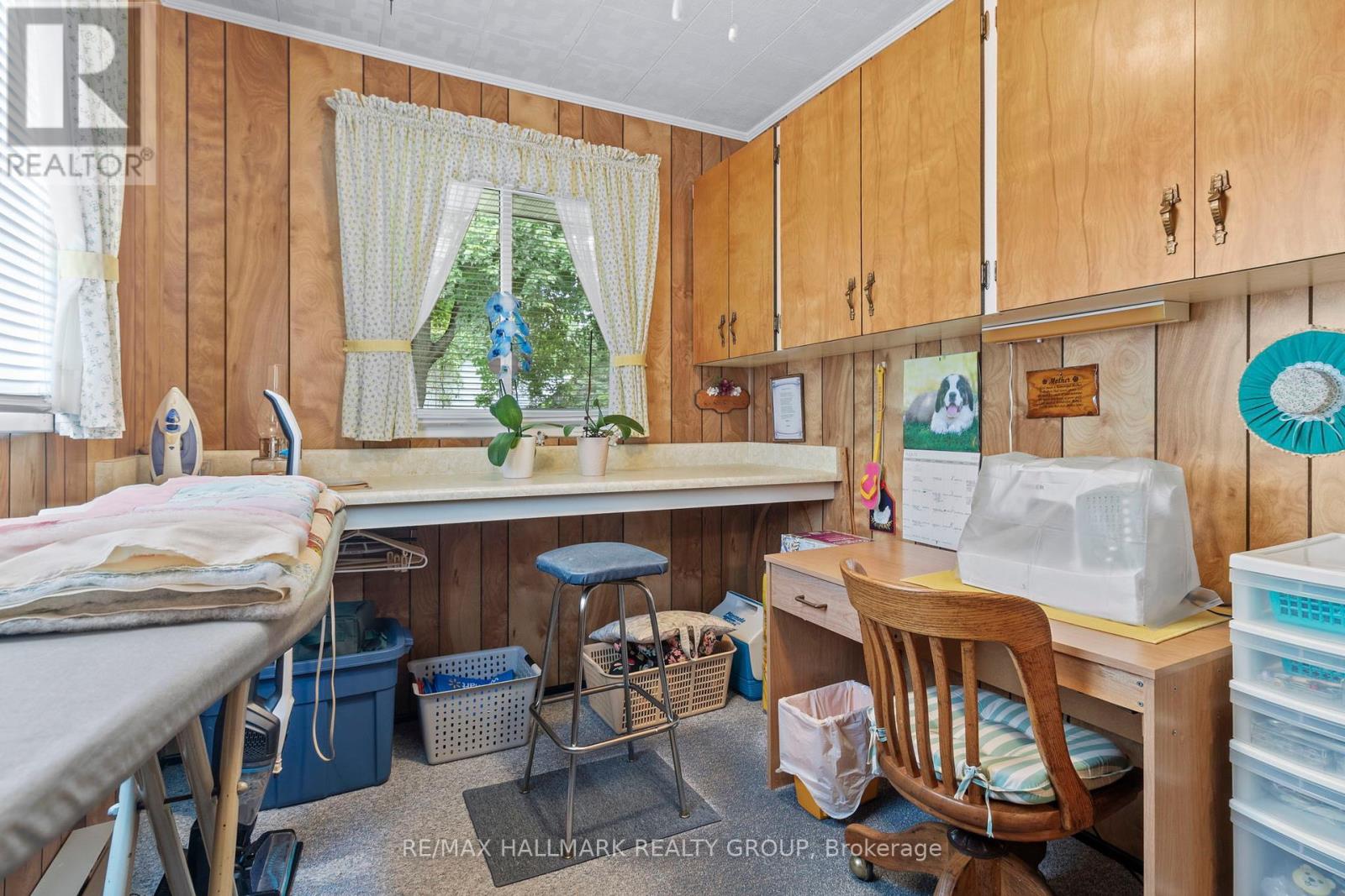 5542 Algonquin Road
