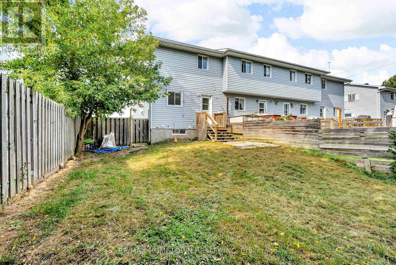 35 Hustler Crescent