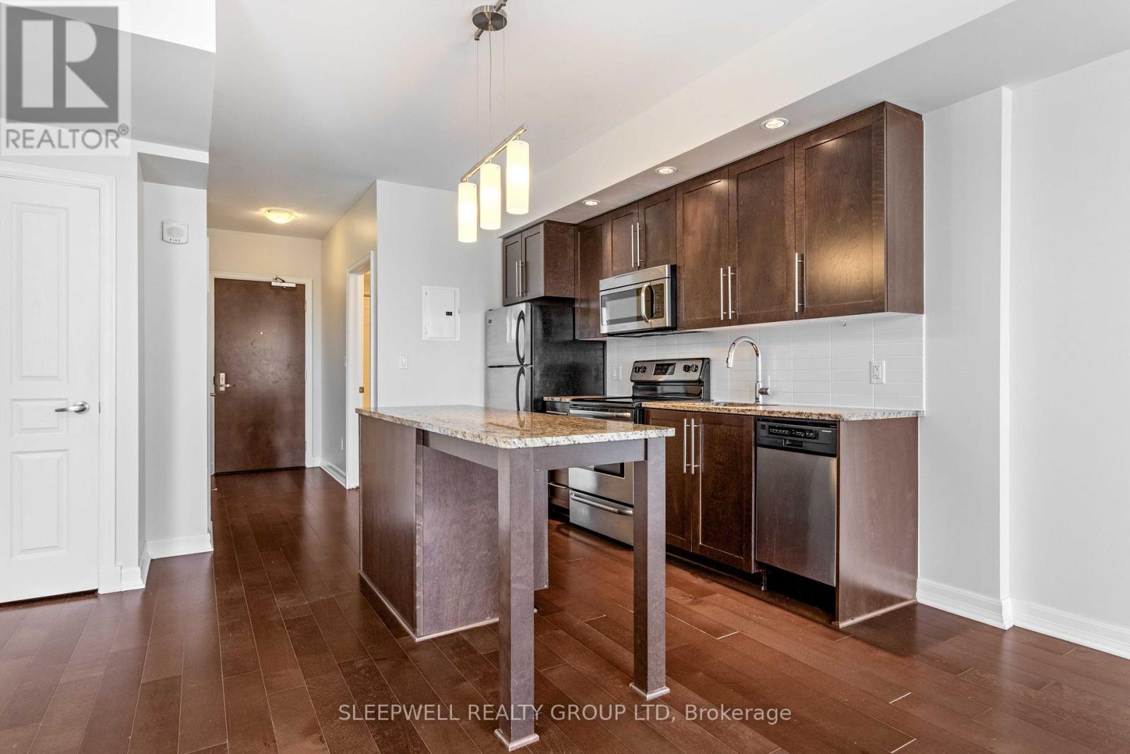 1212 - 238 Besserer Street