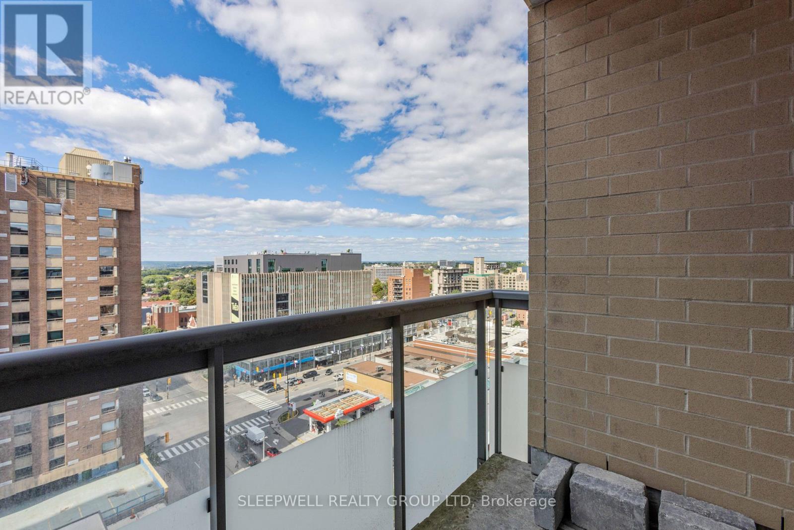 1212 - 238 Besserer Street