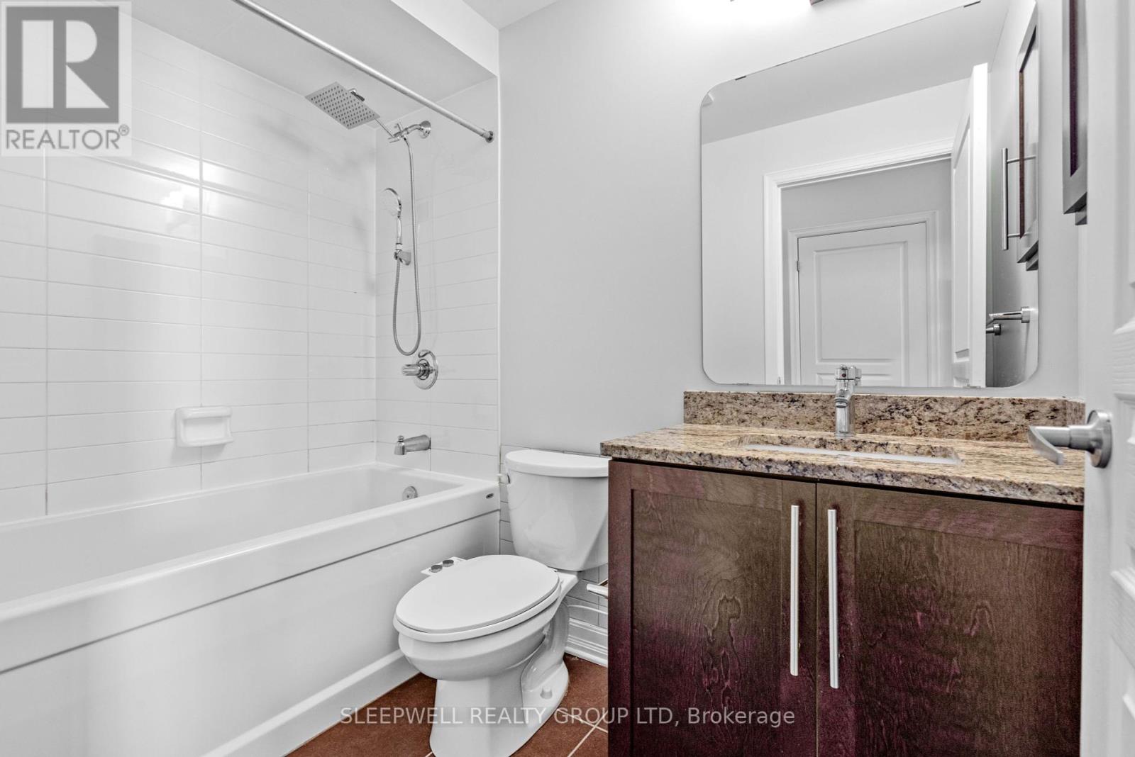 1212 - 238 Besserer Street
