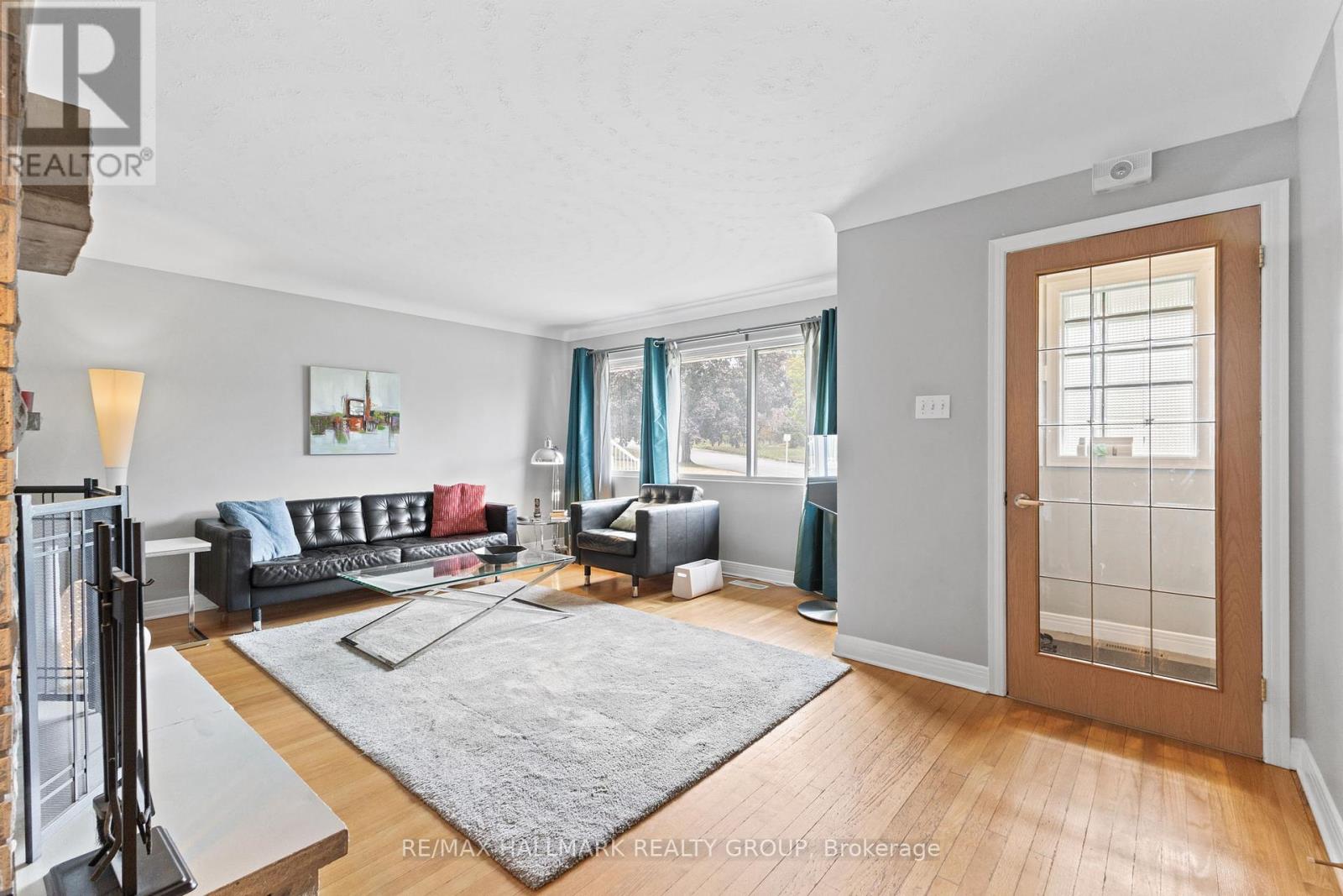 1217 Willowdale Avenue, Unit 1215