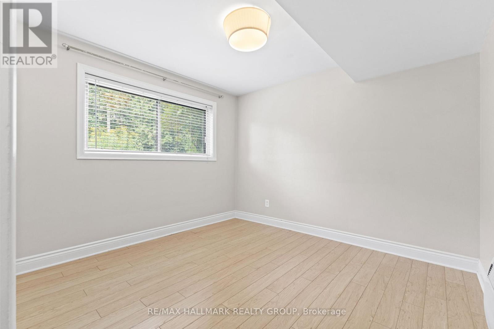 1217 Willowdale Avenue, Unit 1215
