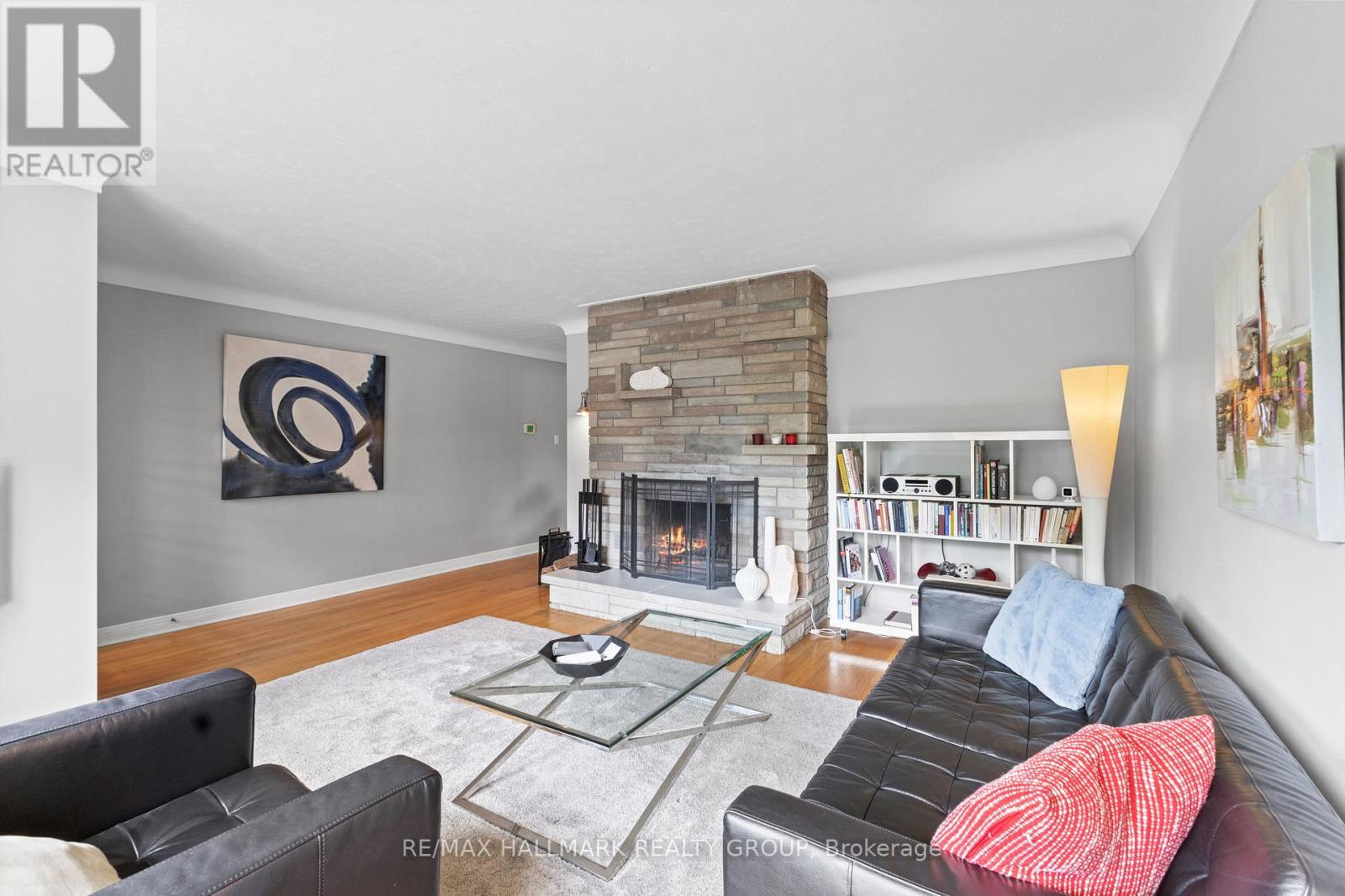 1217 Willowdale Avenue, Unit 1215