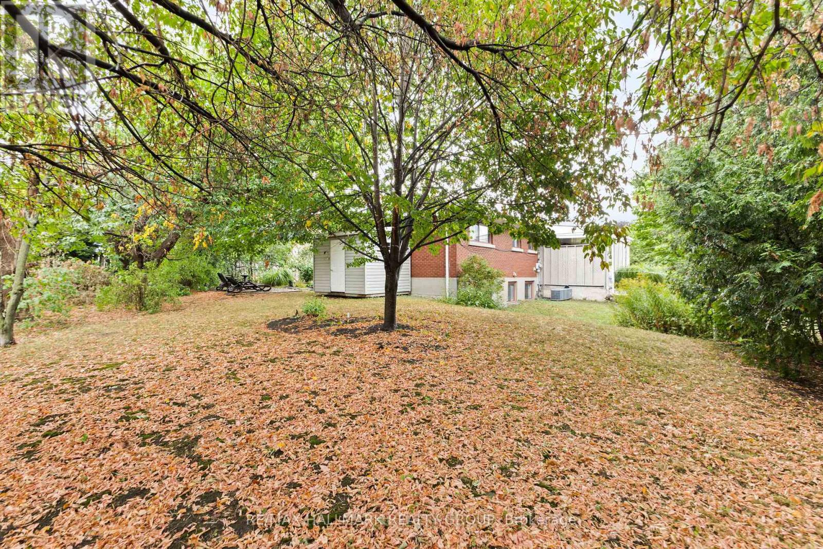 1217 Willowdale Avenue, Unit 1215
