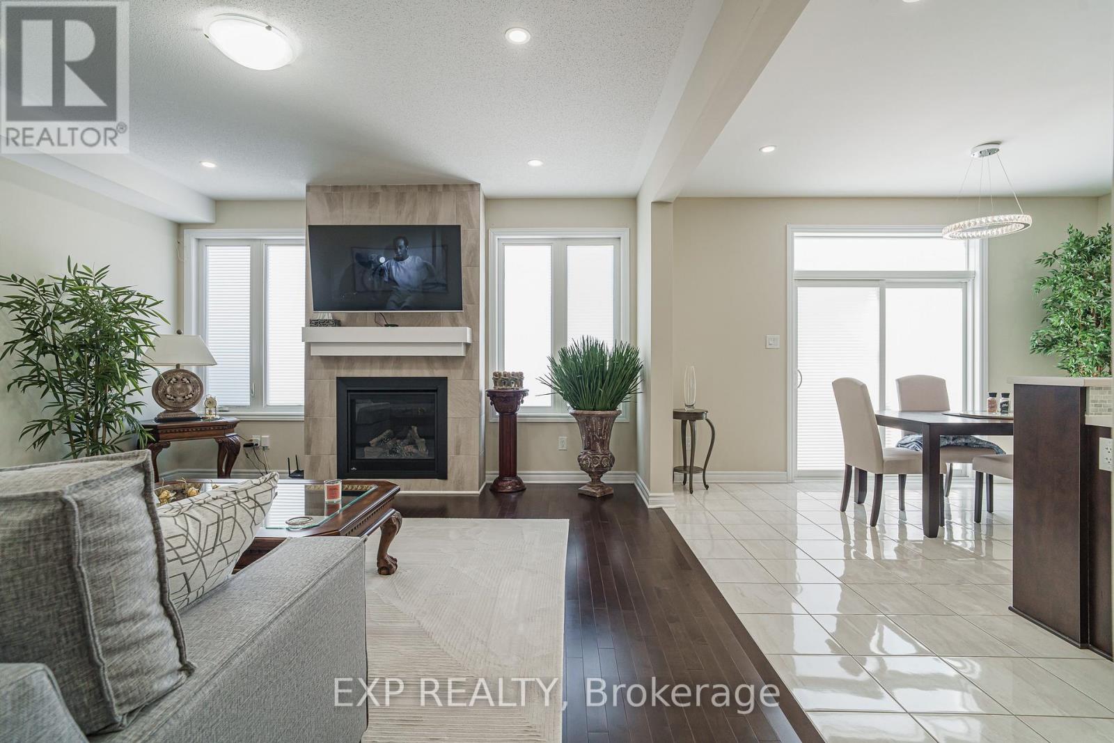 628 Eagle Crest Heights