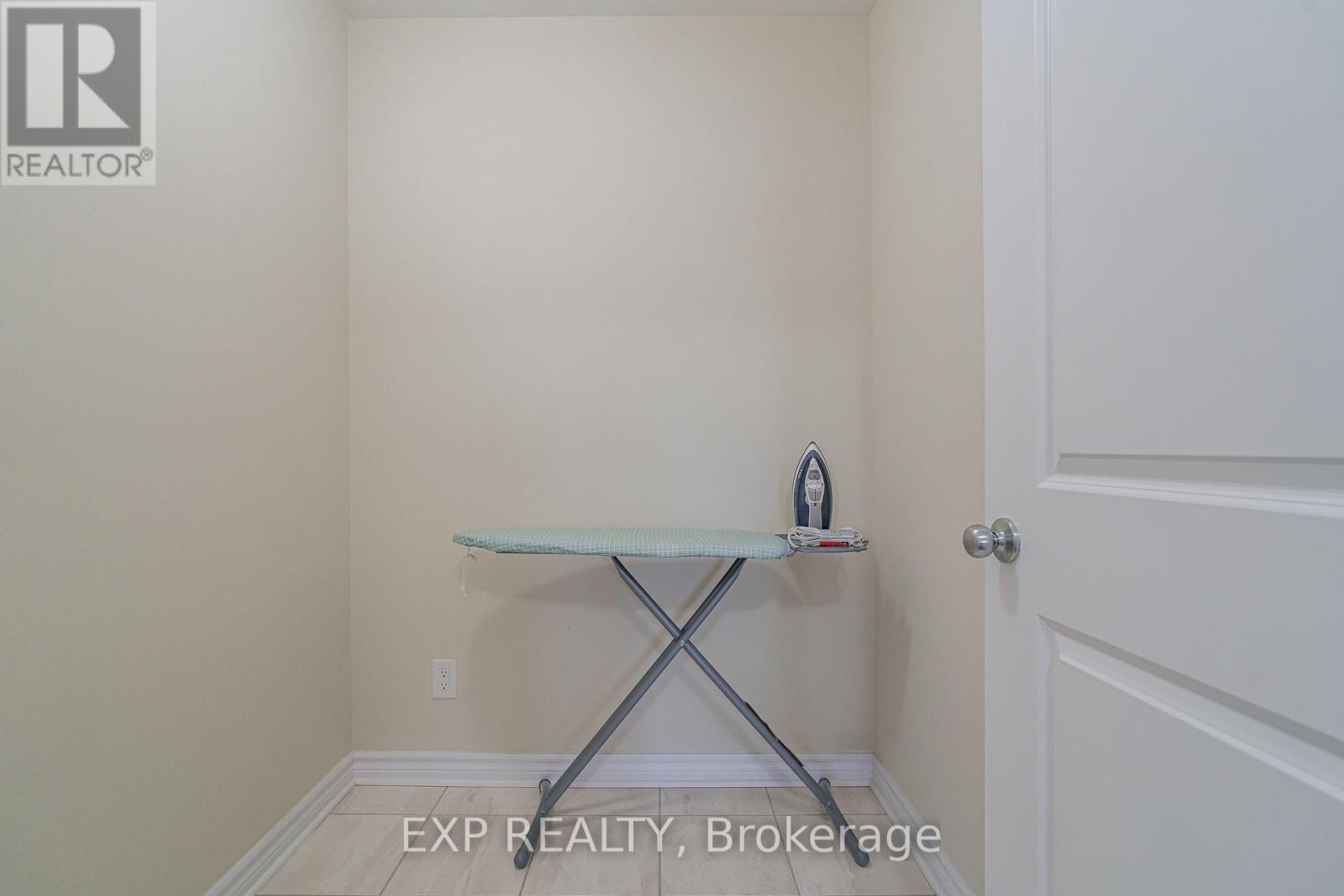 628 Eagle Crest Heights