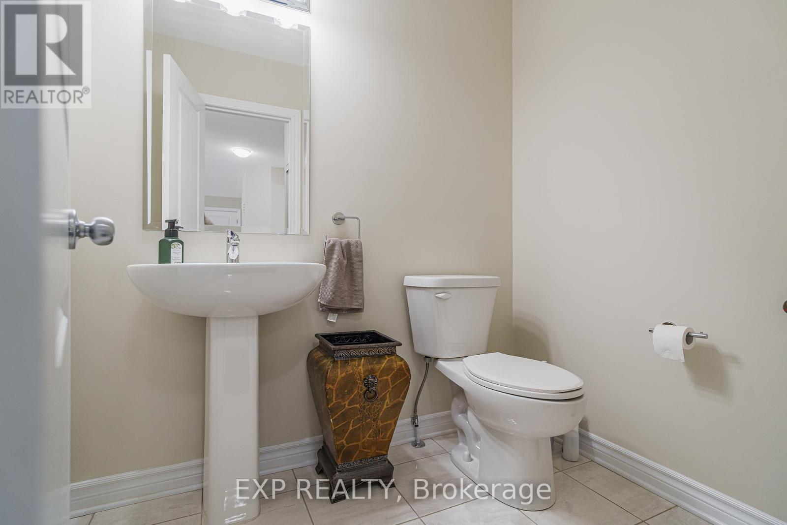 628 Eagle Crest Heights