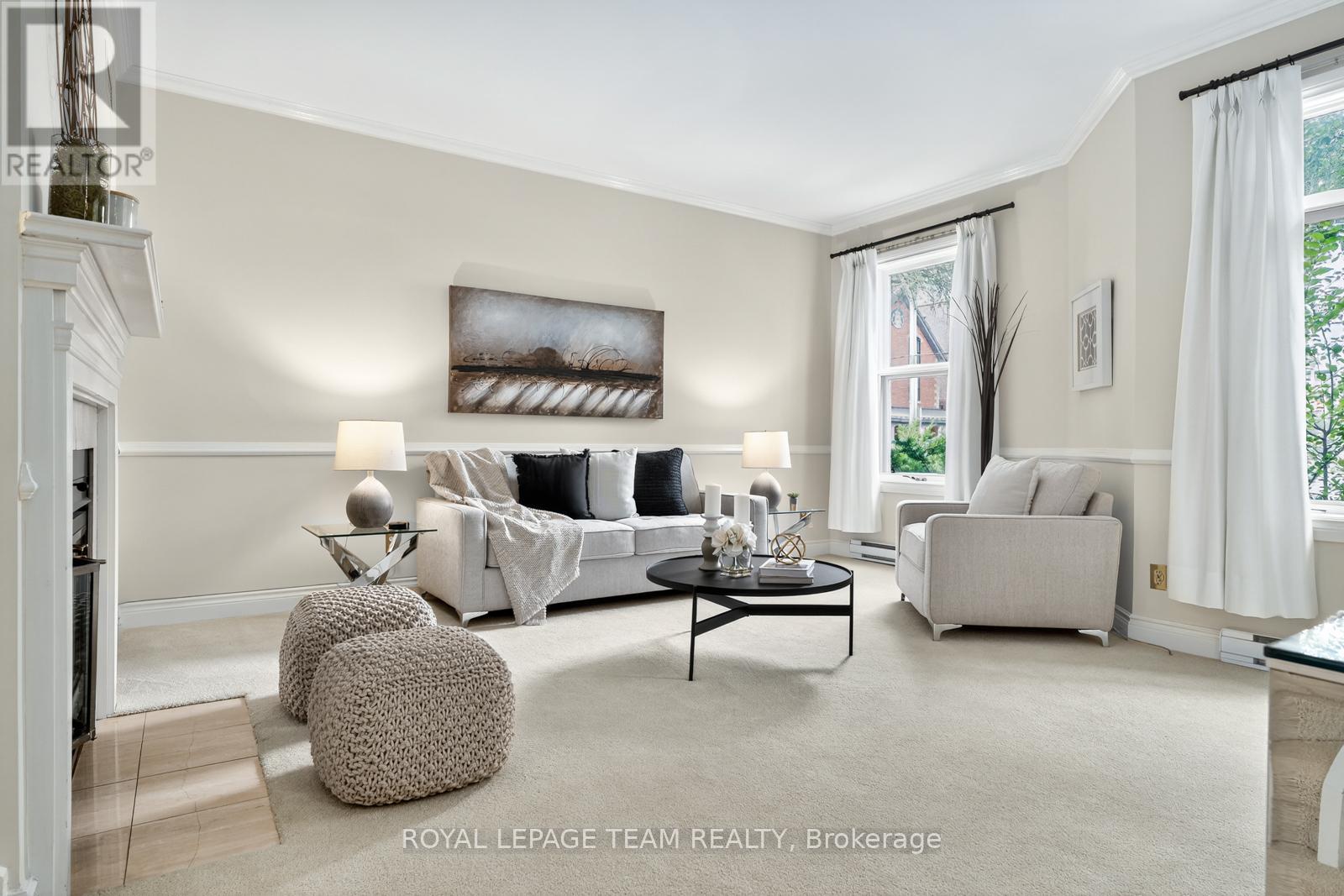 9 - 292 Laurier Avenue