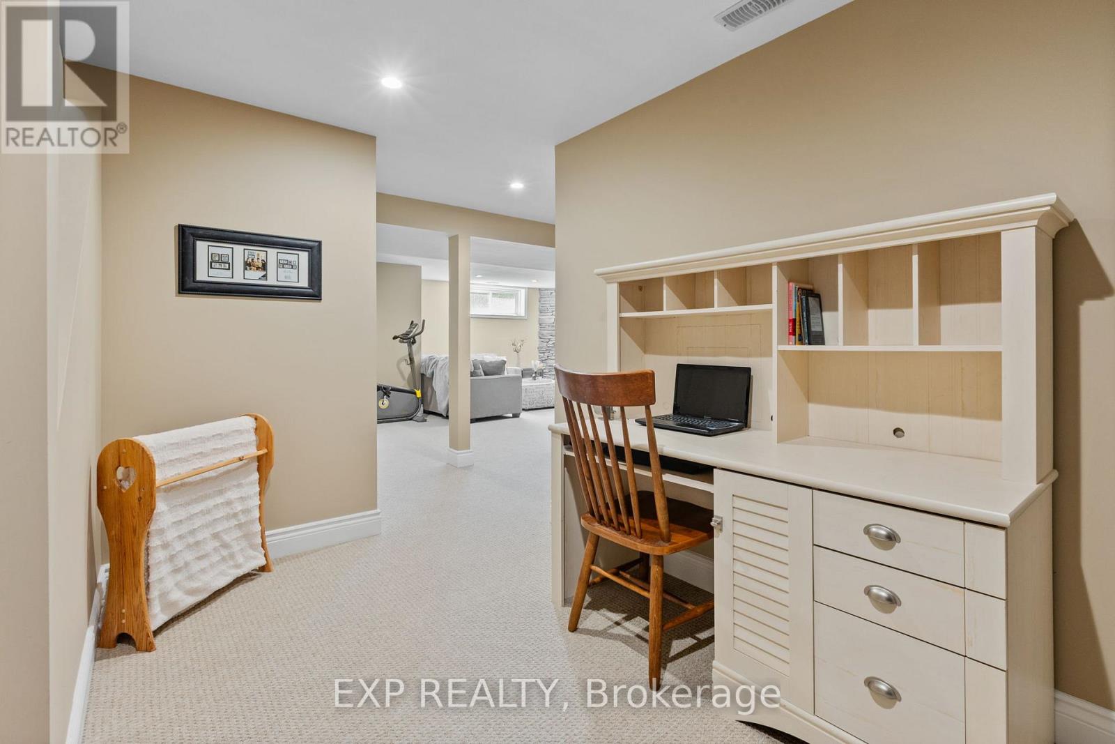 8325 Albert Bouwers Circle
