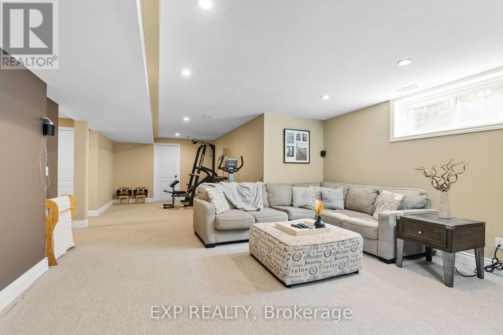 8325 Albert Bouwers Circle