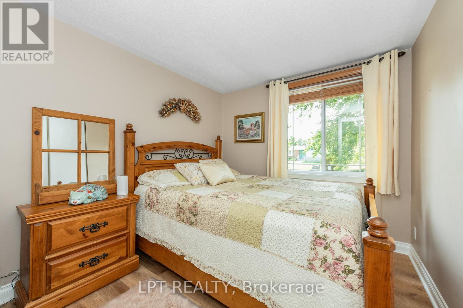9 Dallaire Crescent