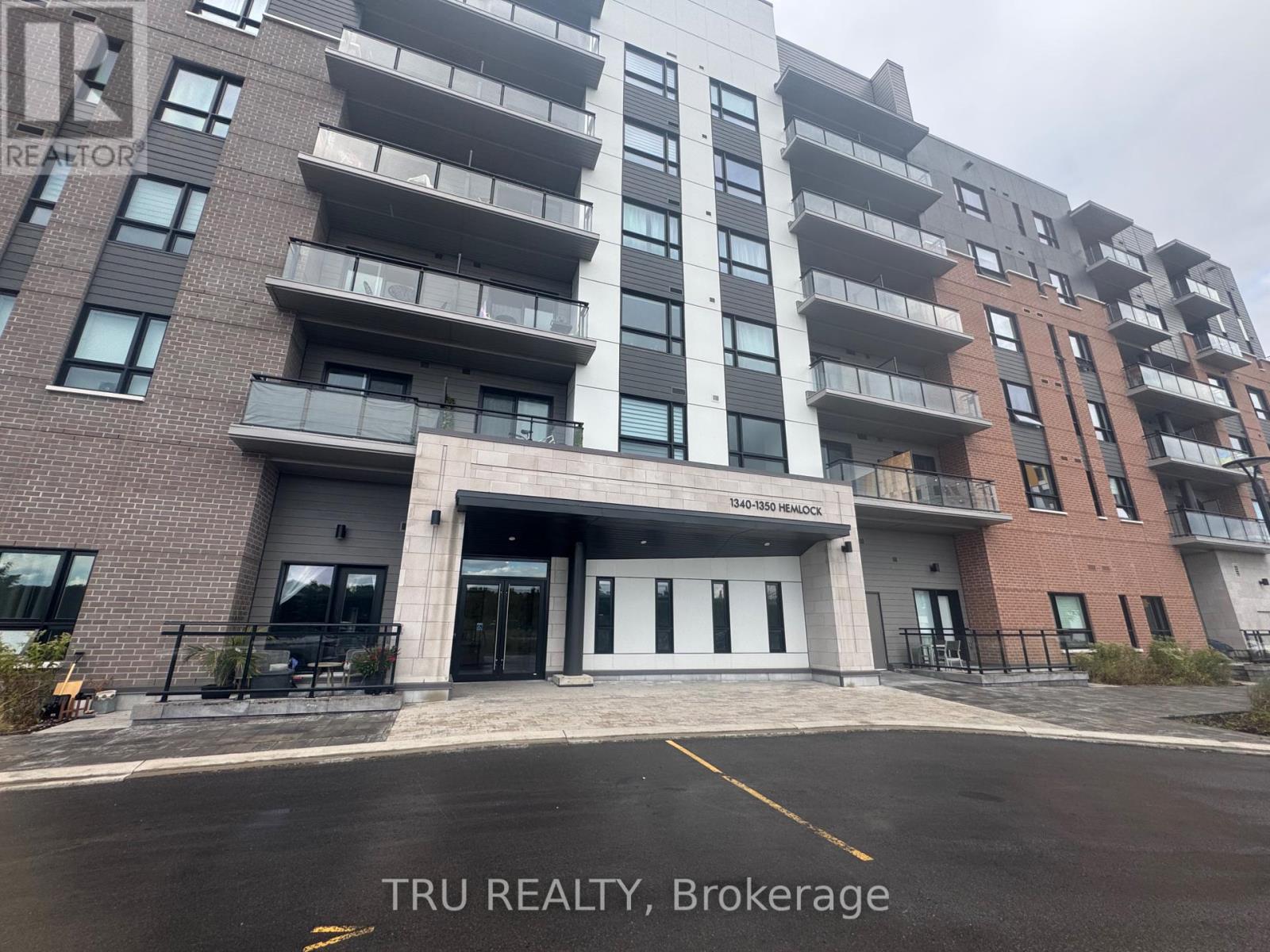 417 - 1350 Hemlock Road