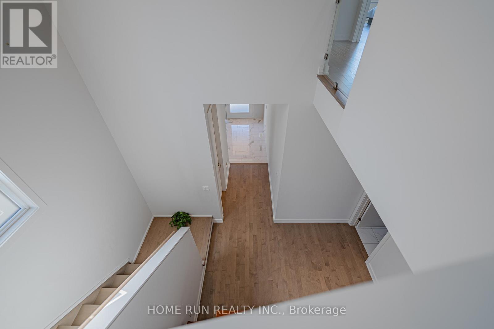 899 Ralph Hennessy Avenue