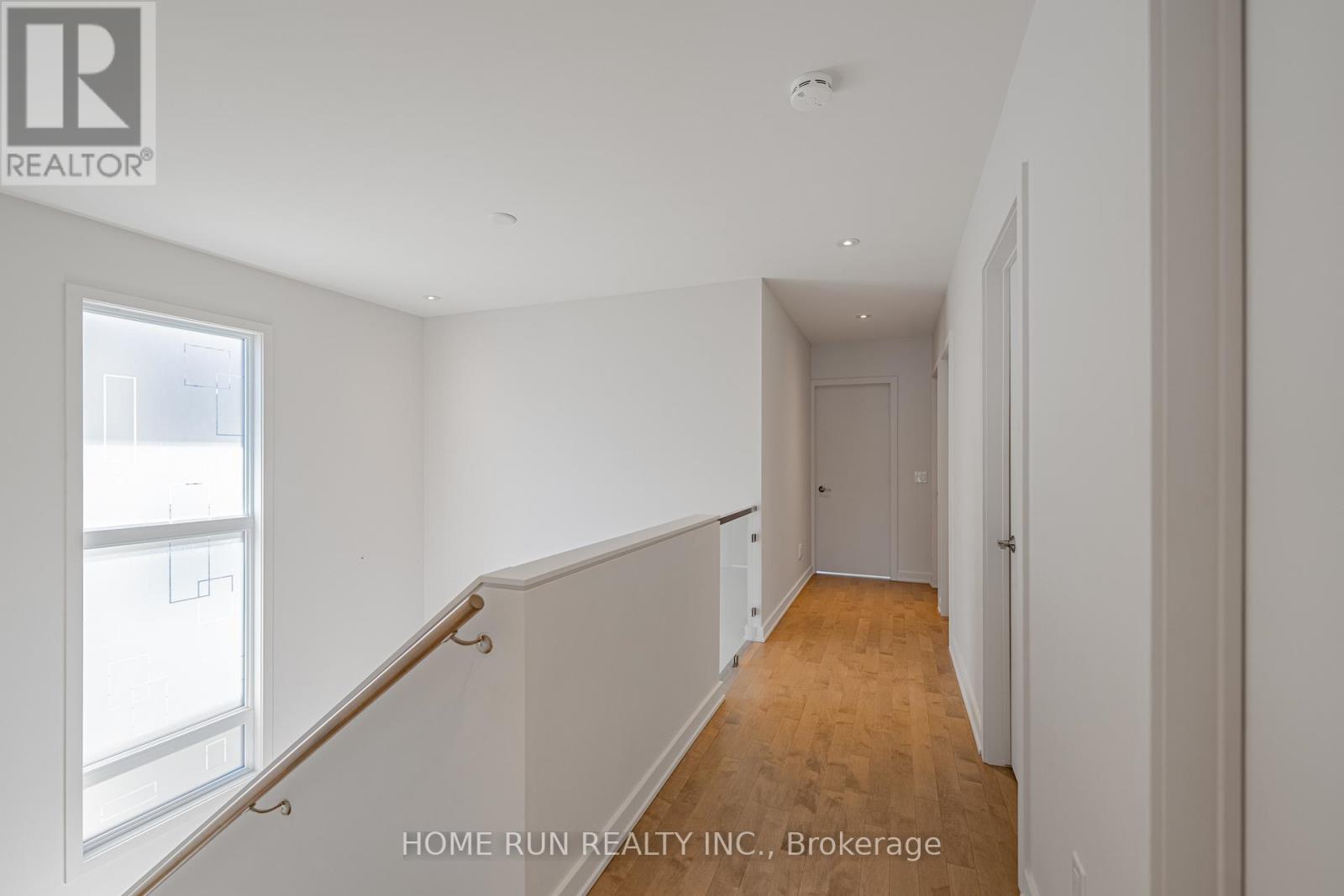 899 Ralph Hennessy Avenue