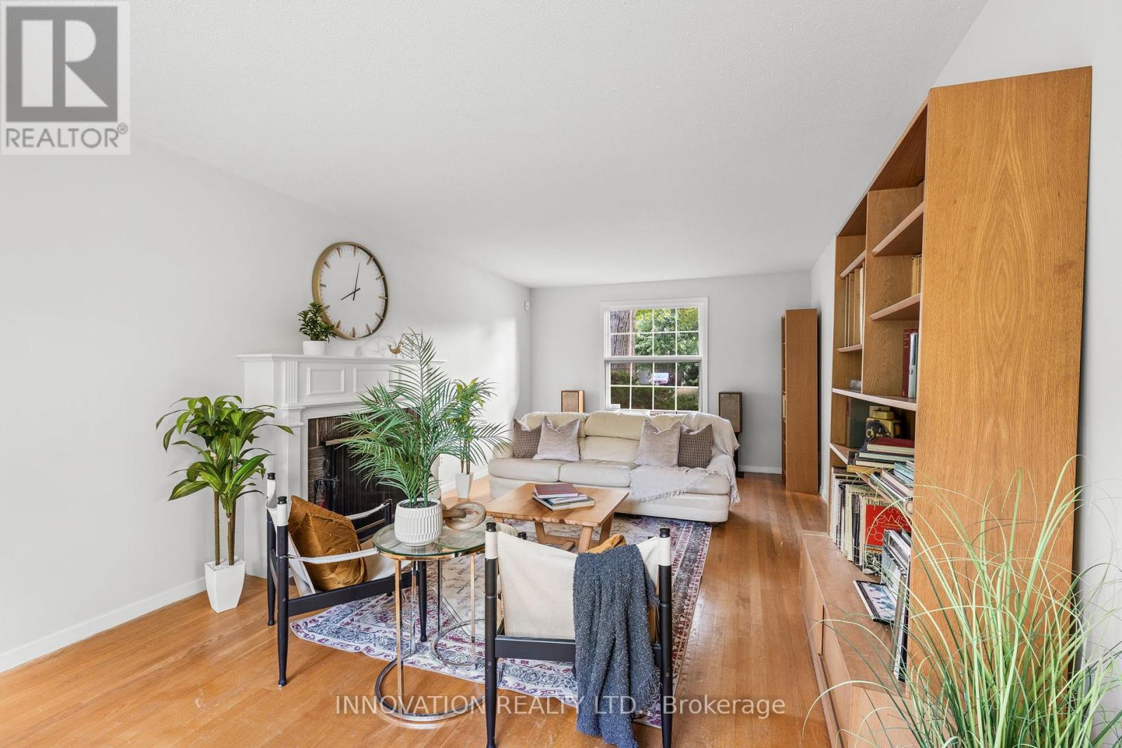 1867 Dorset Drive