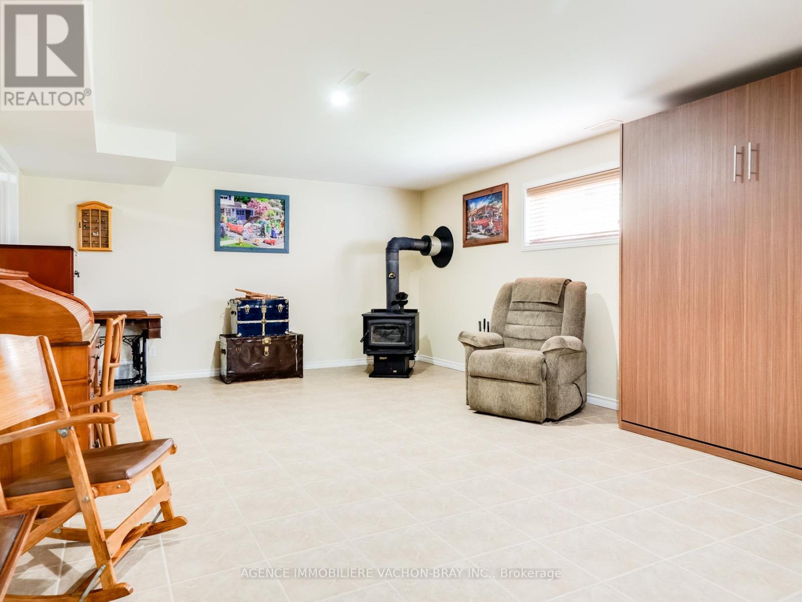 18668 Concession 2 Road