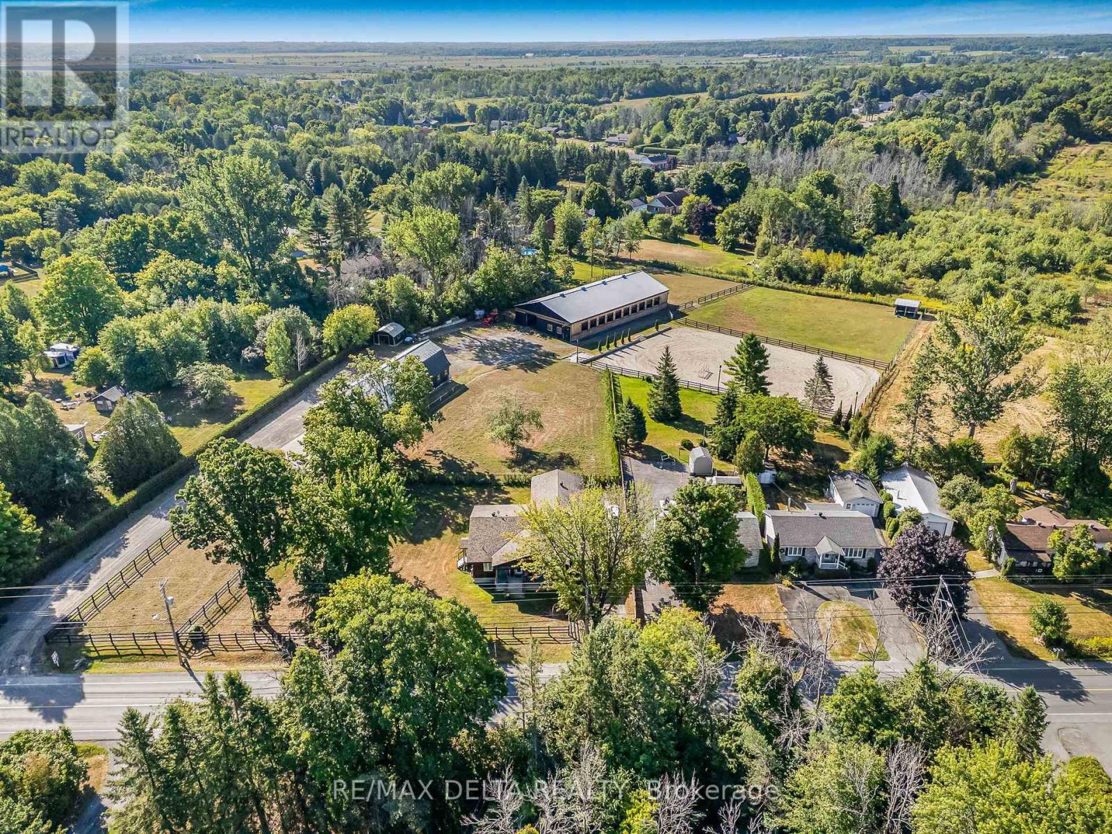 455 Front Road W