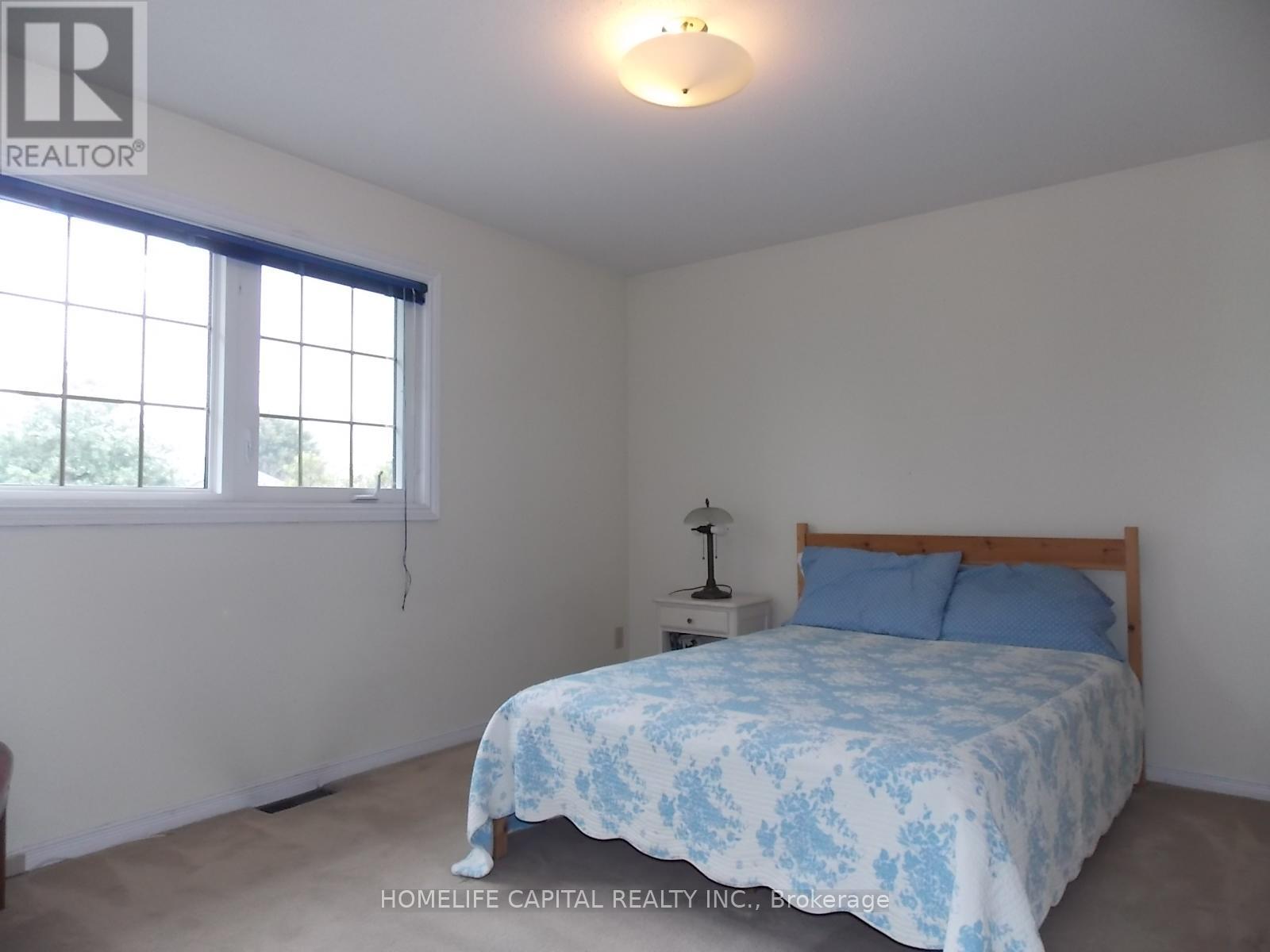 1804 Robinwood Place