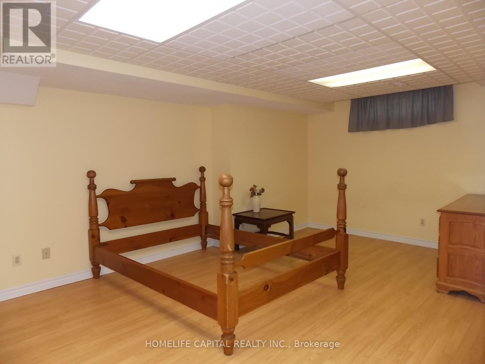 1804 Robinwood Place