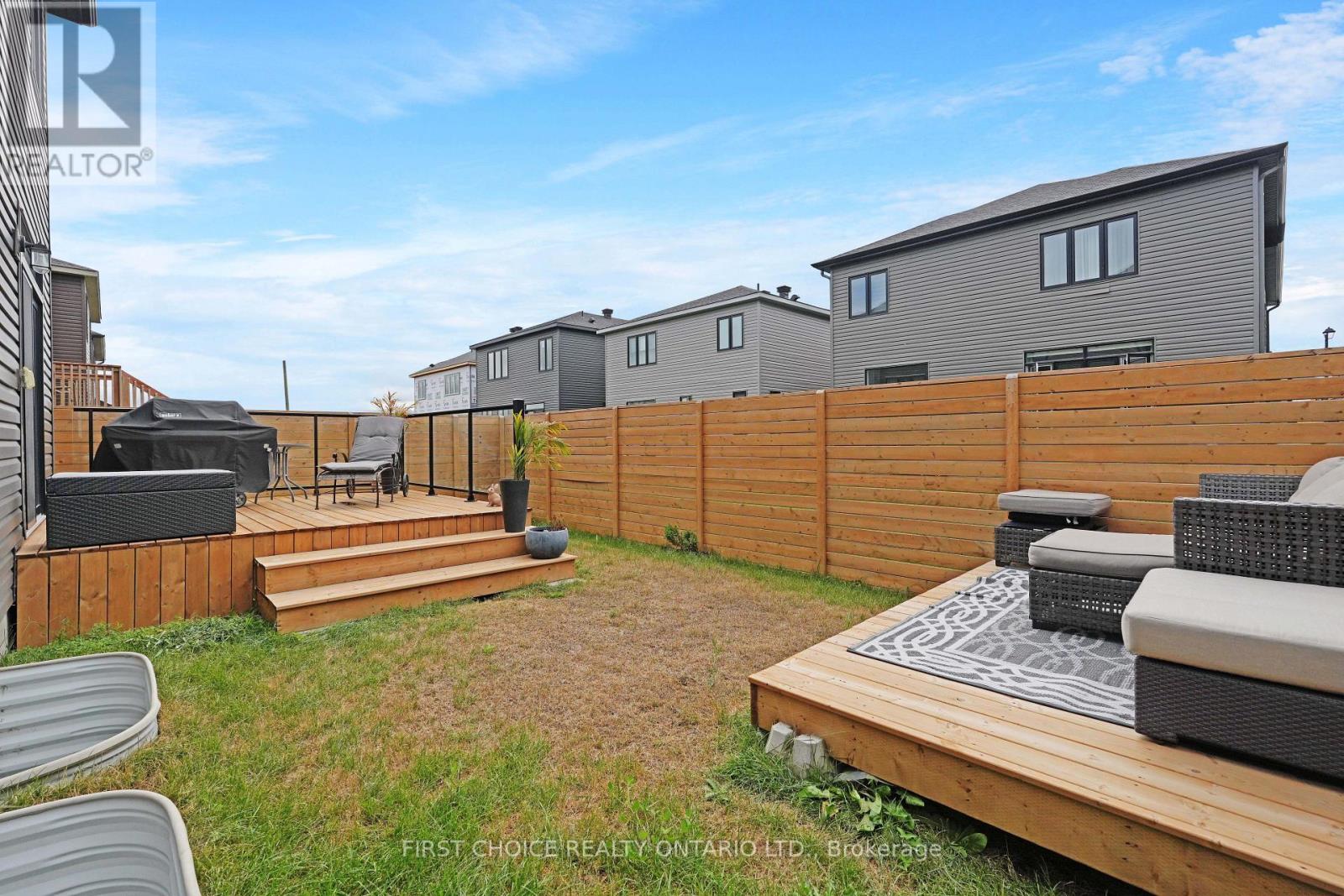605 Ribbon Street