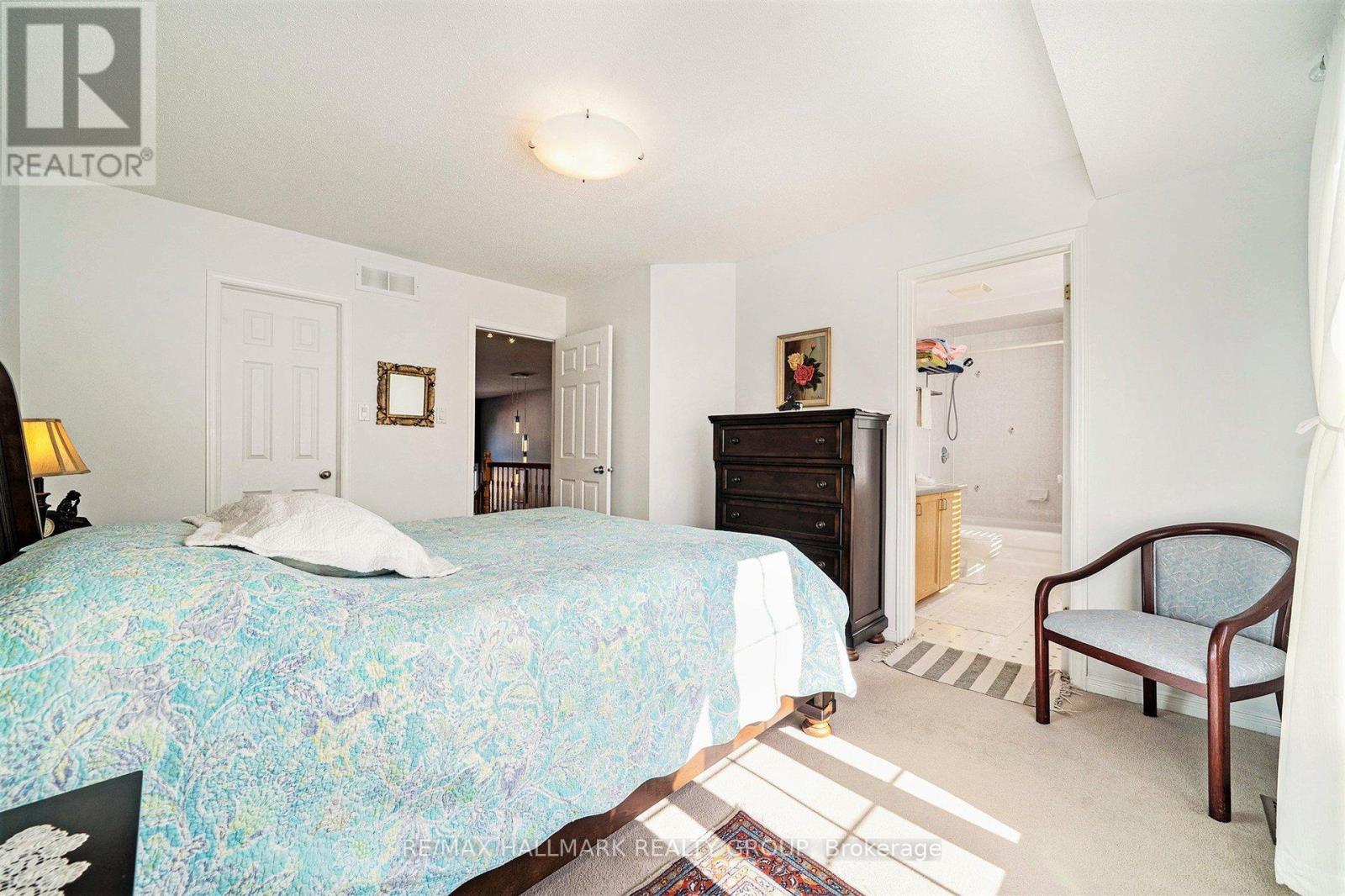 7 Maple Park Private