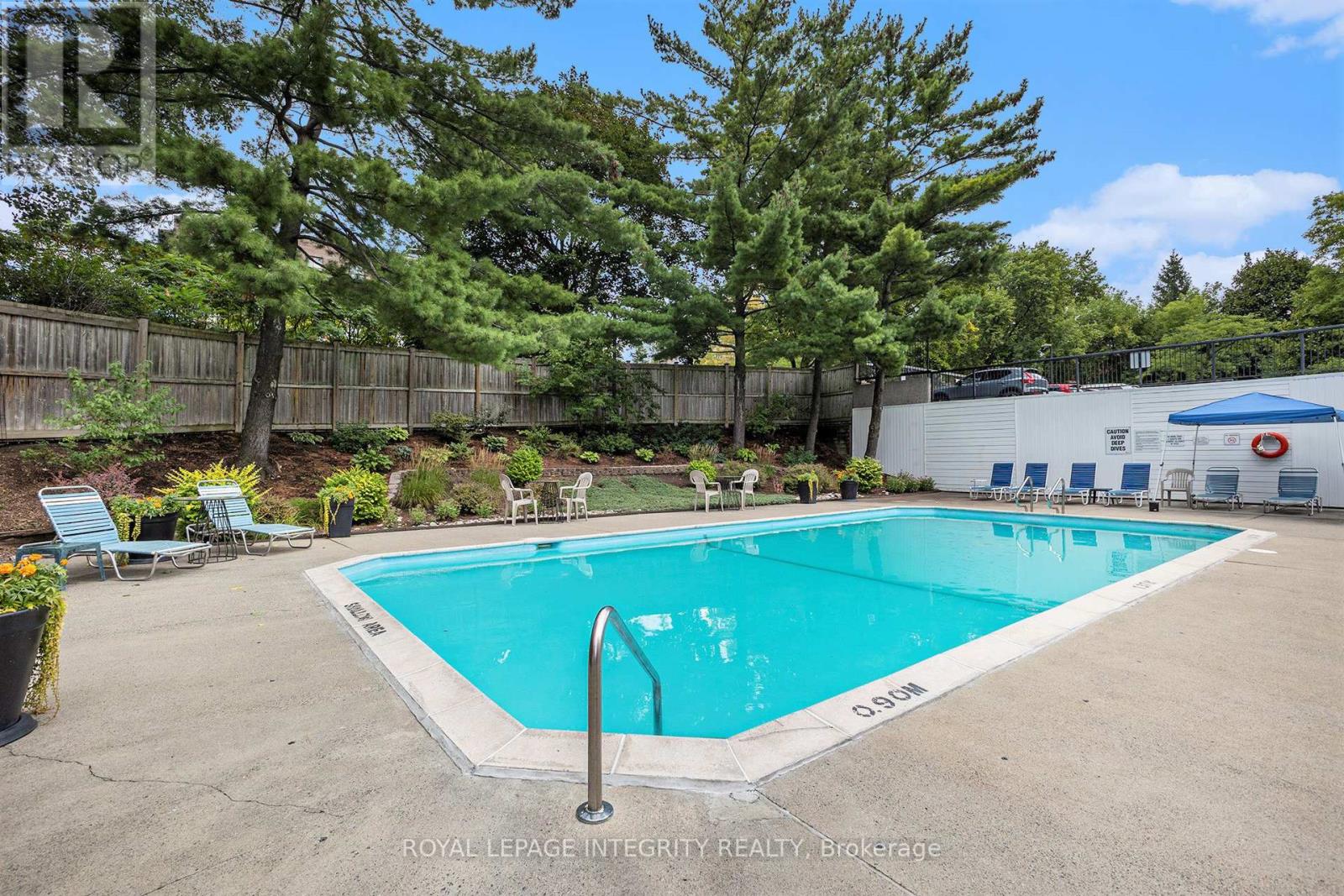 1608 - 2871 Richmond Road