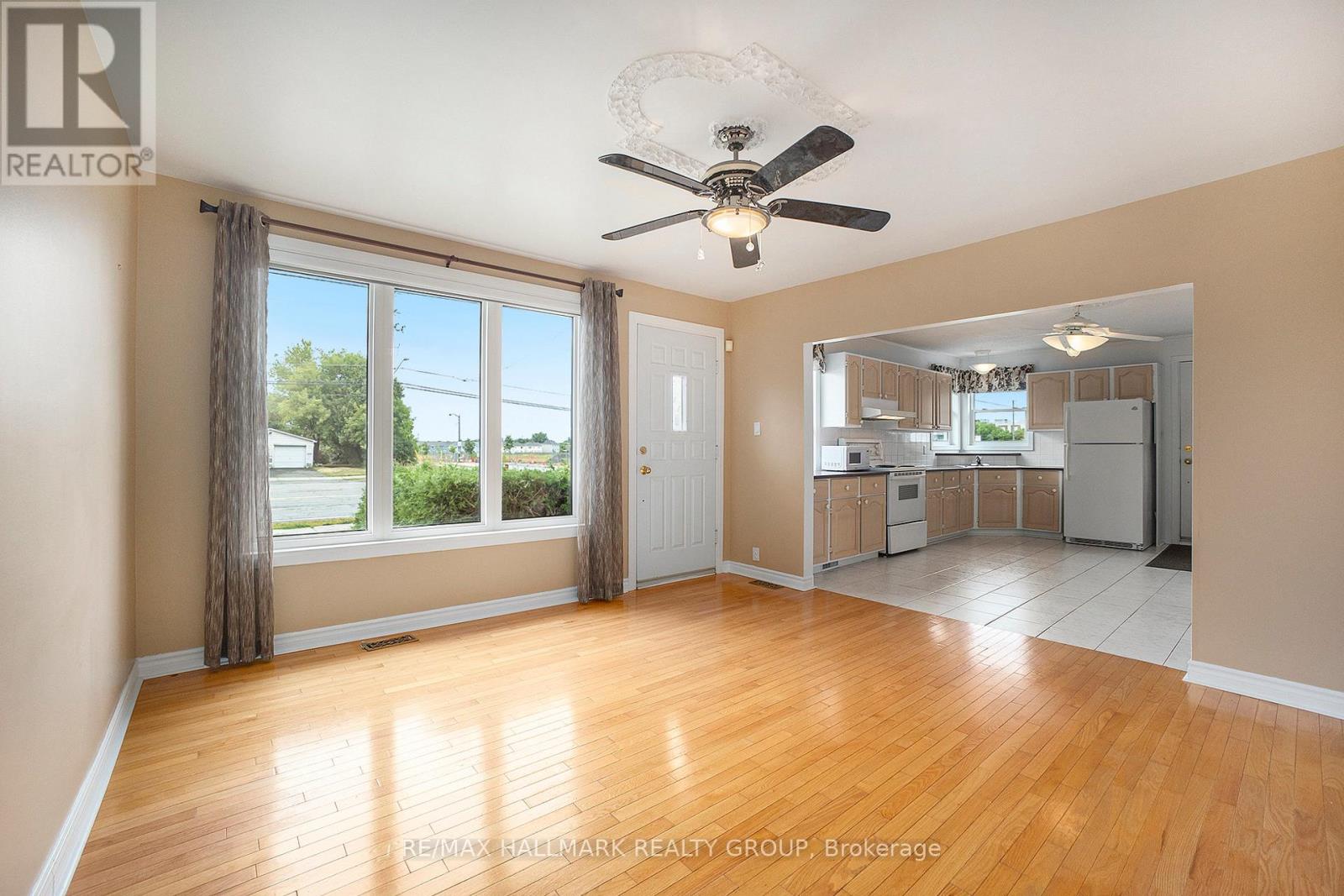 3533 Innes Road