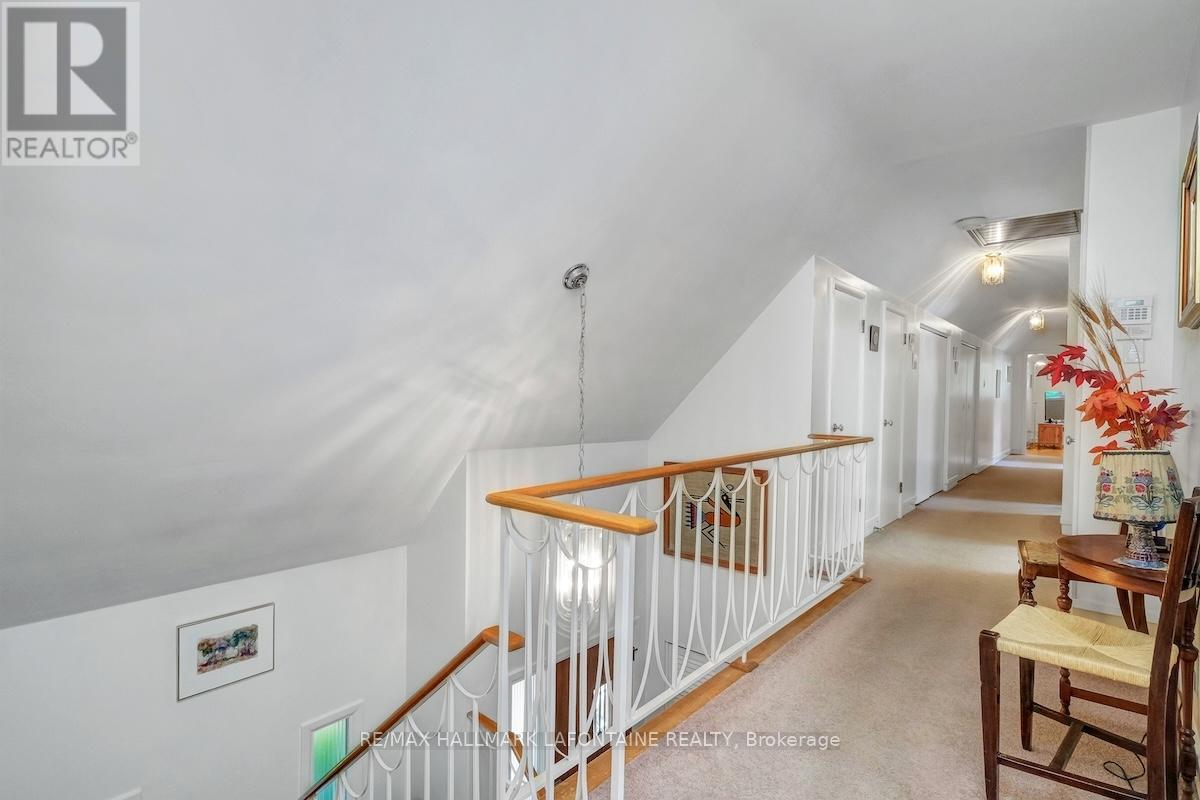 844 Edgeworth Avenue