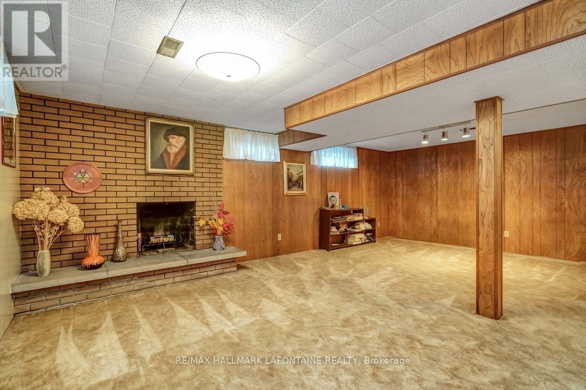 844 Edgeworth Avenue