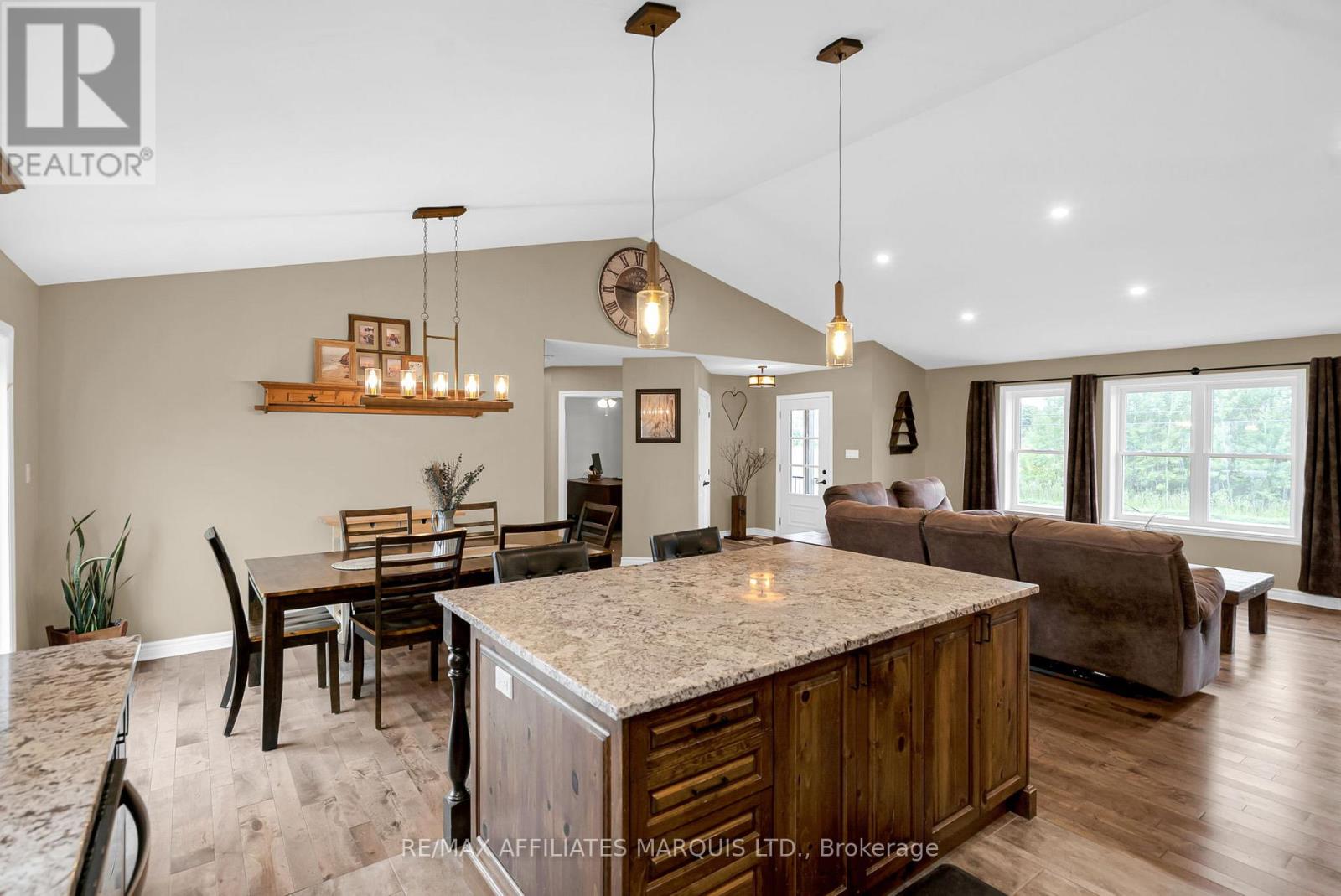 6840 Lalonde Boulevard