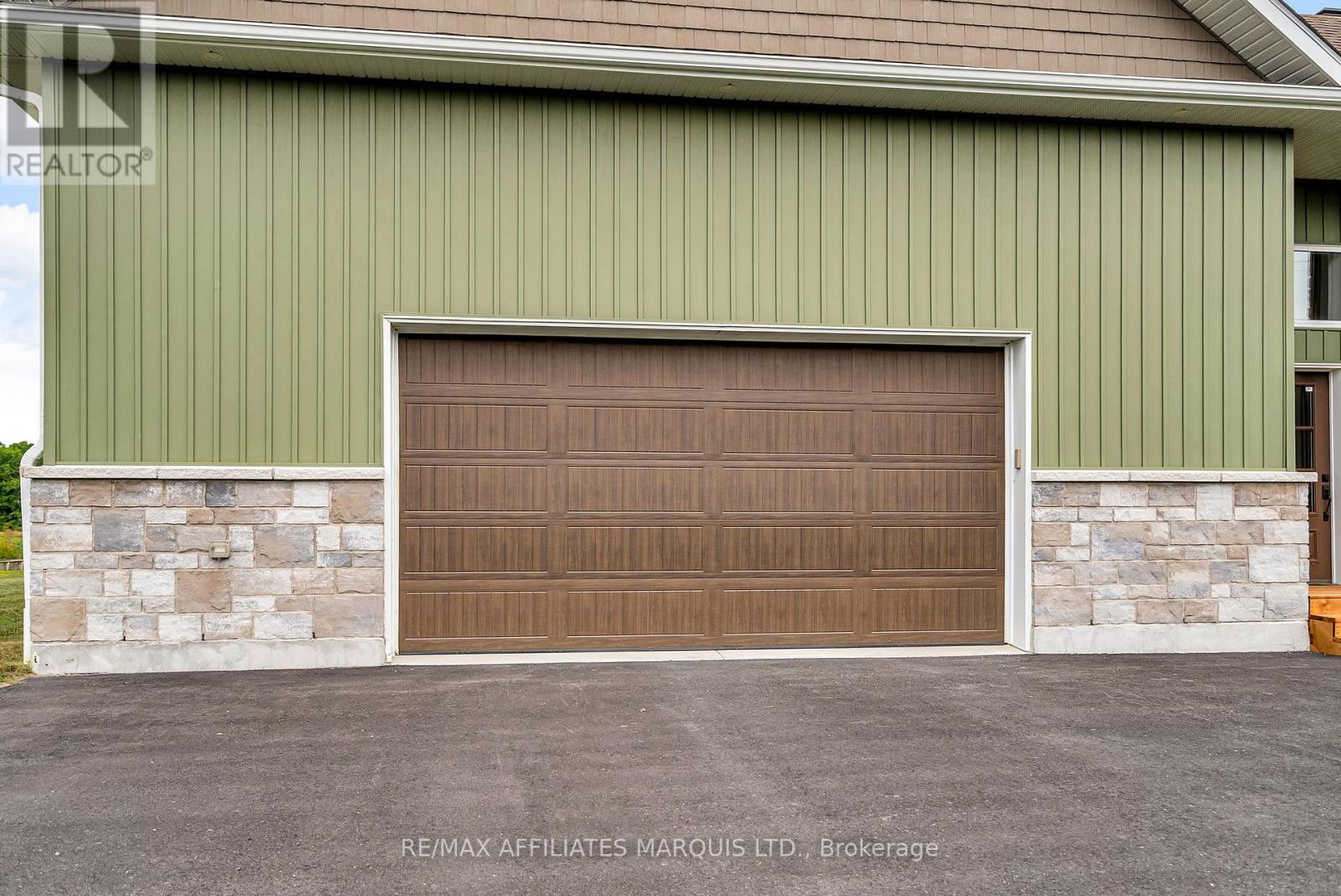 6840 Lalonde Boulevard