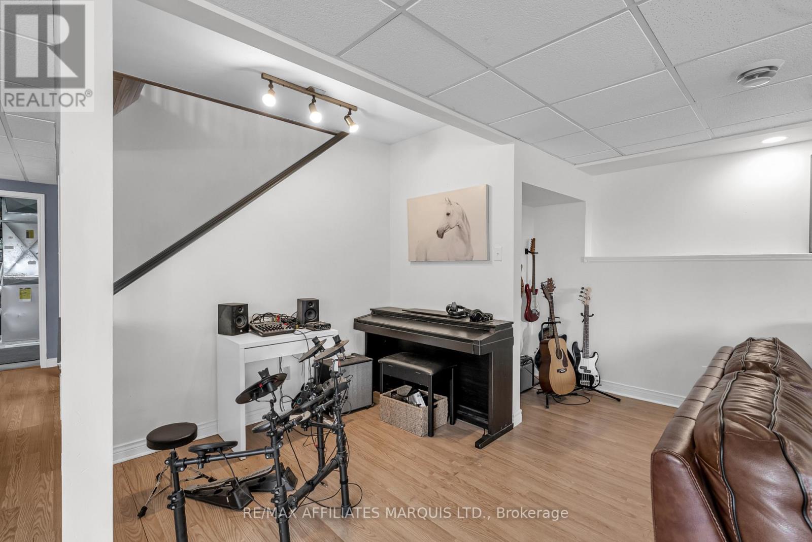 4239 County Rd 11 Road