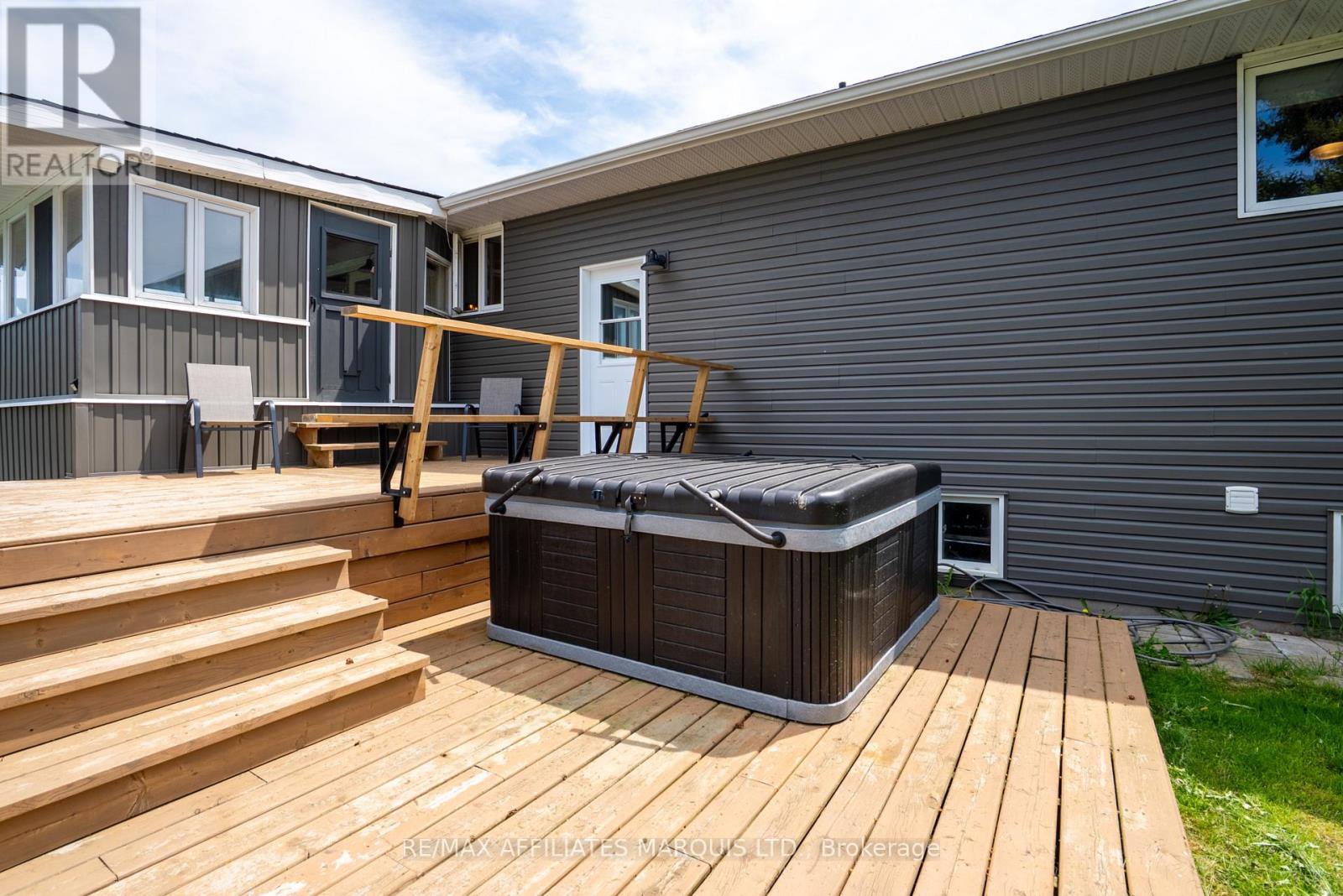 4239 County Rd 11 Road