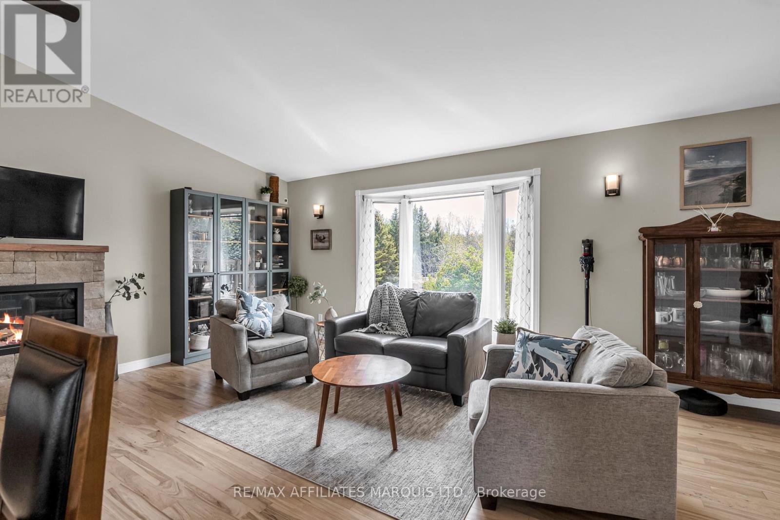 4239 County Rd 11 Road