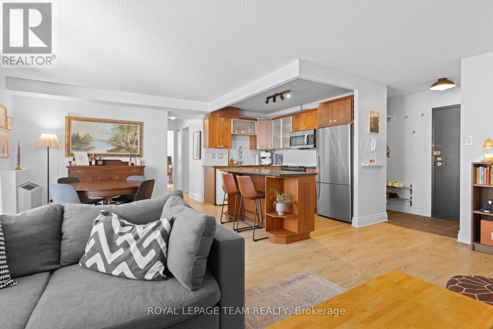 503 - 141 Somerset Street W