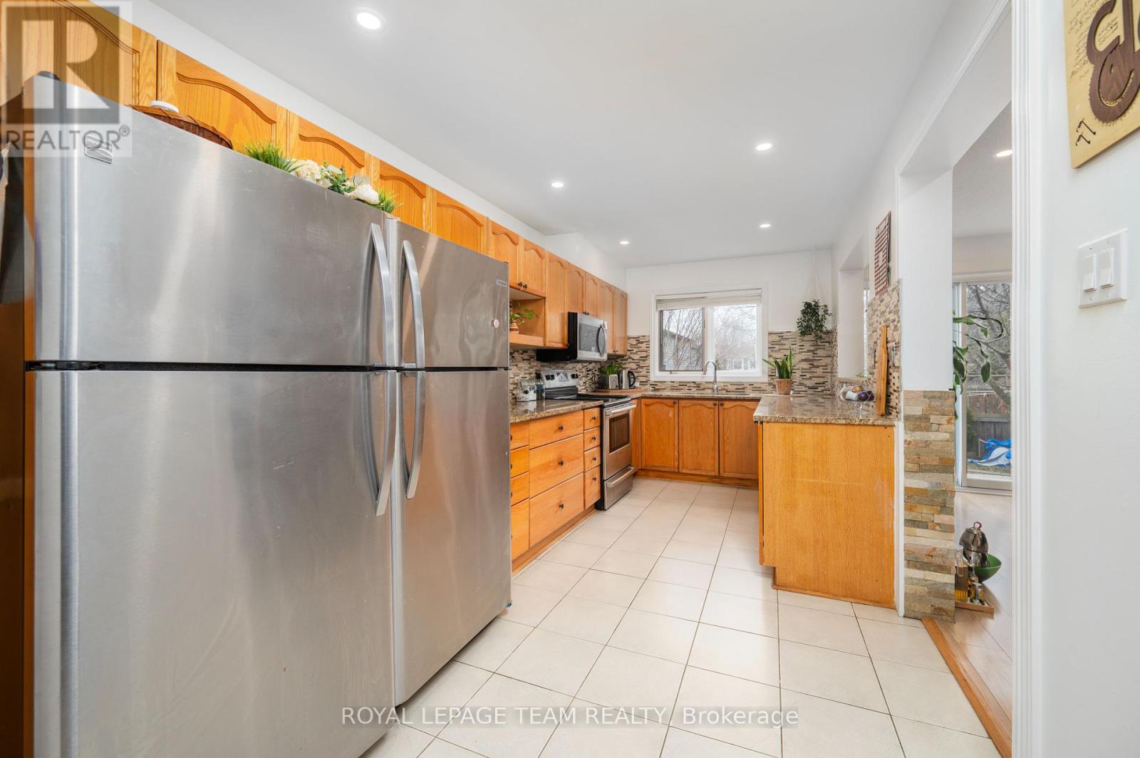 53 Havenhurst Crescent