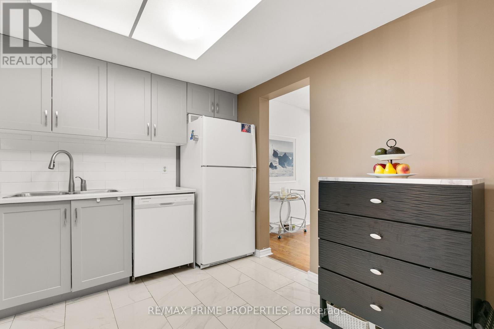 248 Temby Private