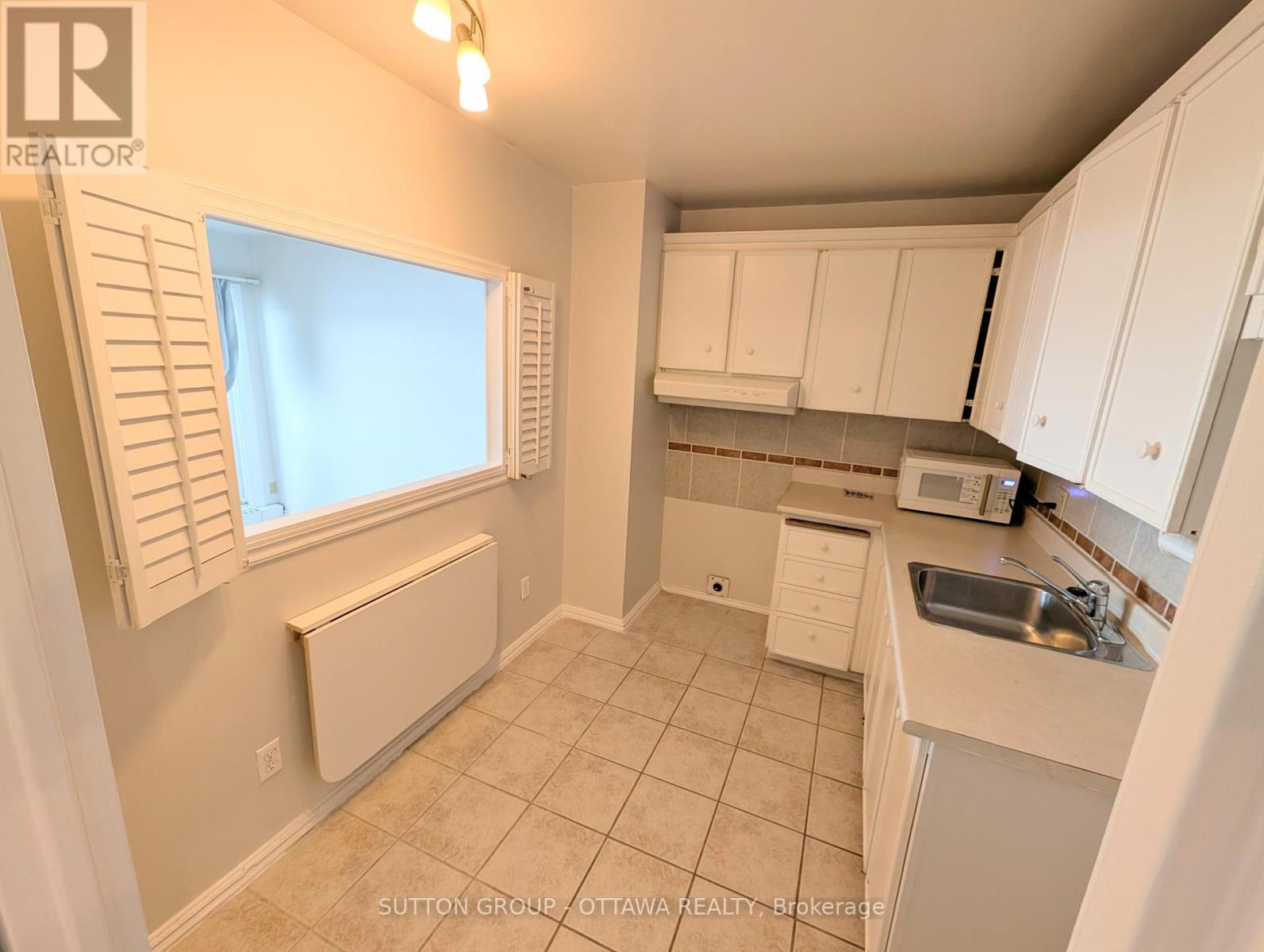 2512 - 1081 Ambleside Drive