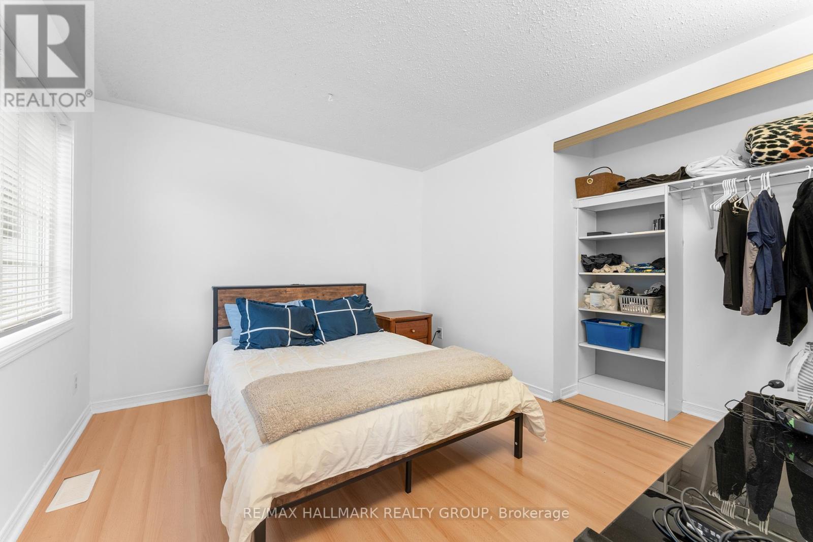 59 Shearer Crescent