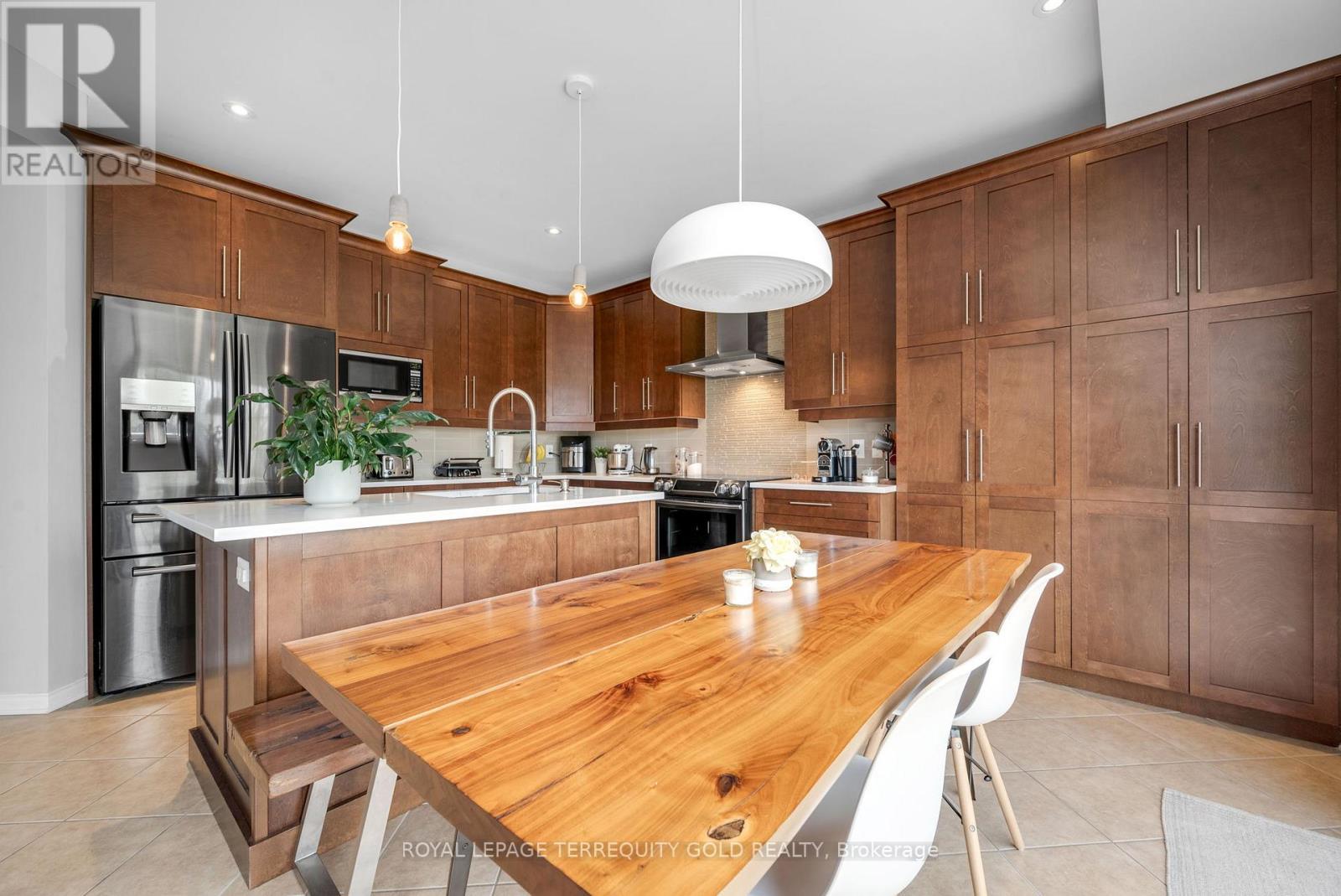 433 Callisto Way