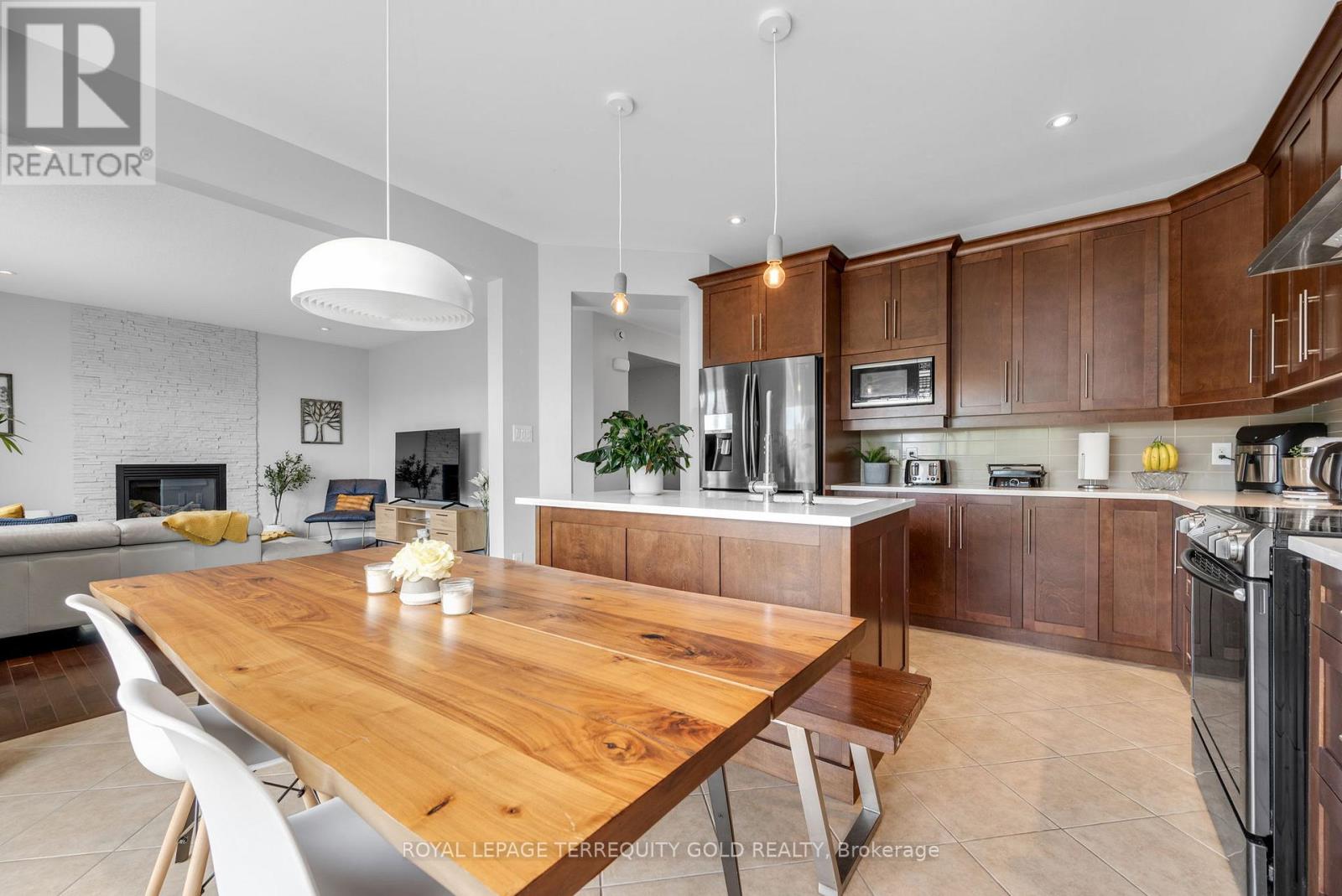 433 Callisto Way