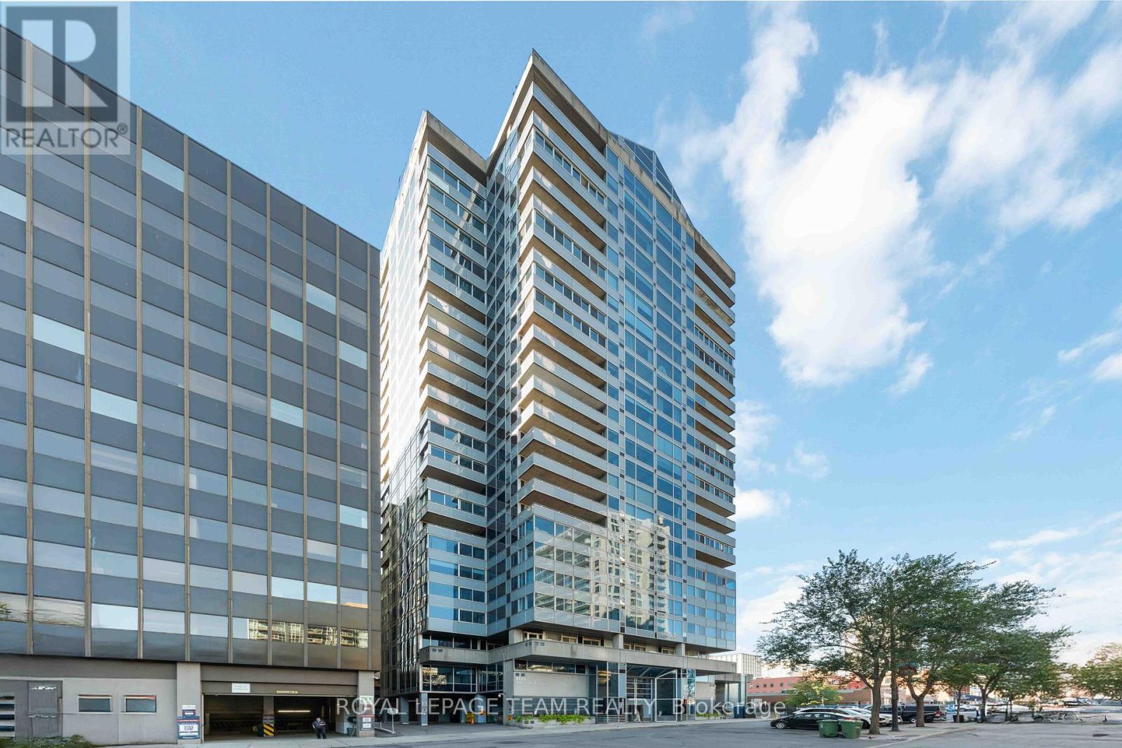 1806 - 160 George Street