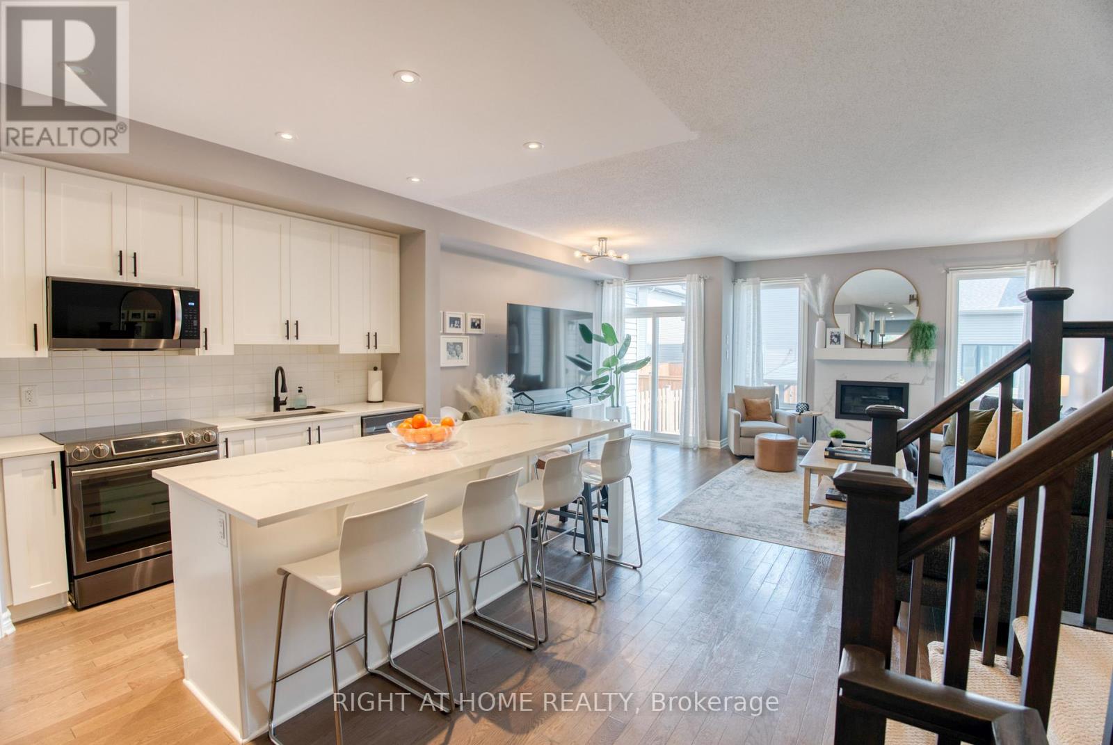 1148 Beckett Crescent