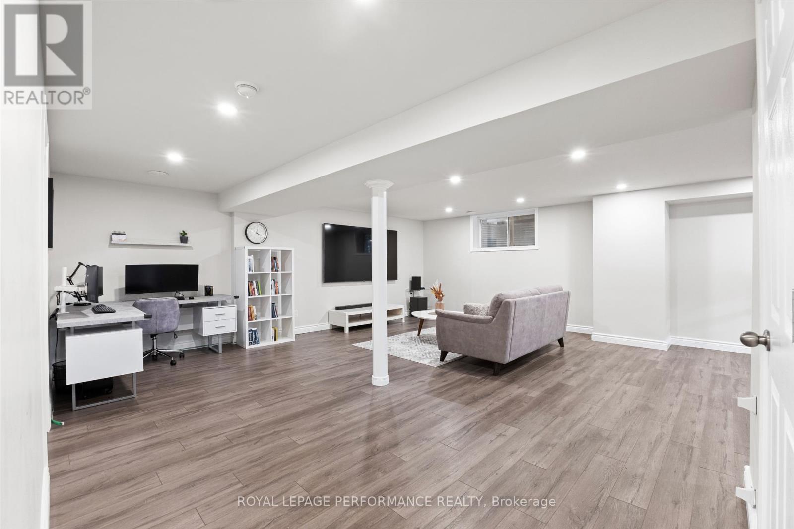 323 Centerra Court