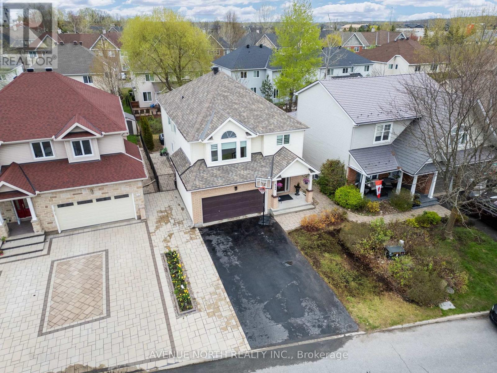 644 Devonwood Circle